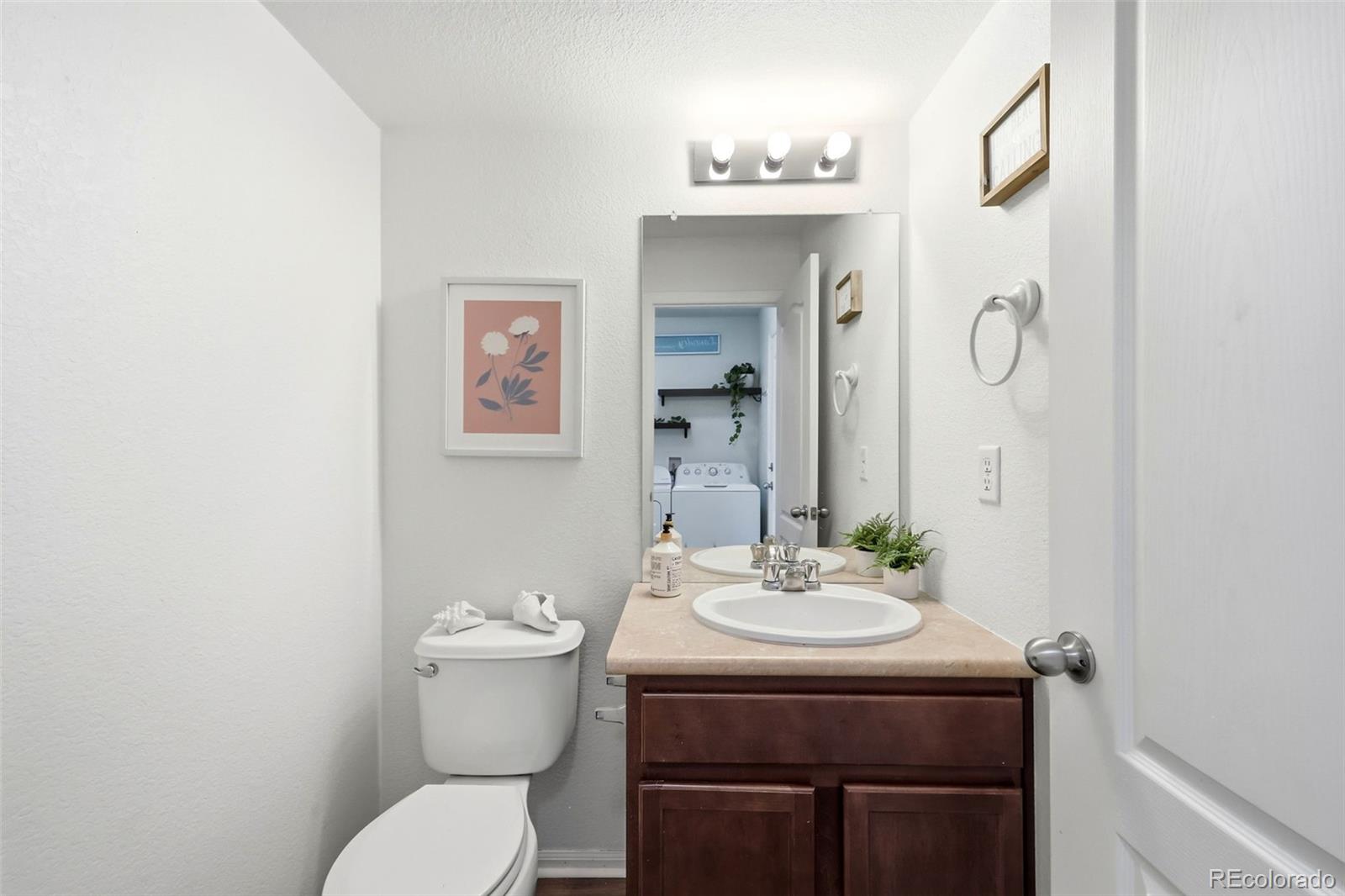 MLS Image #15 for 25830 e byers place,aurora, Colorado