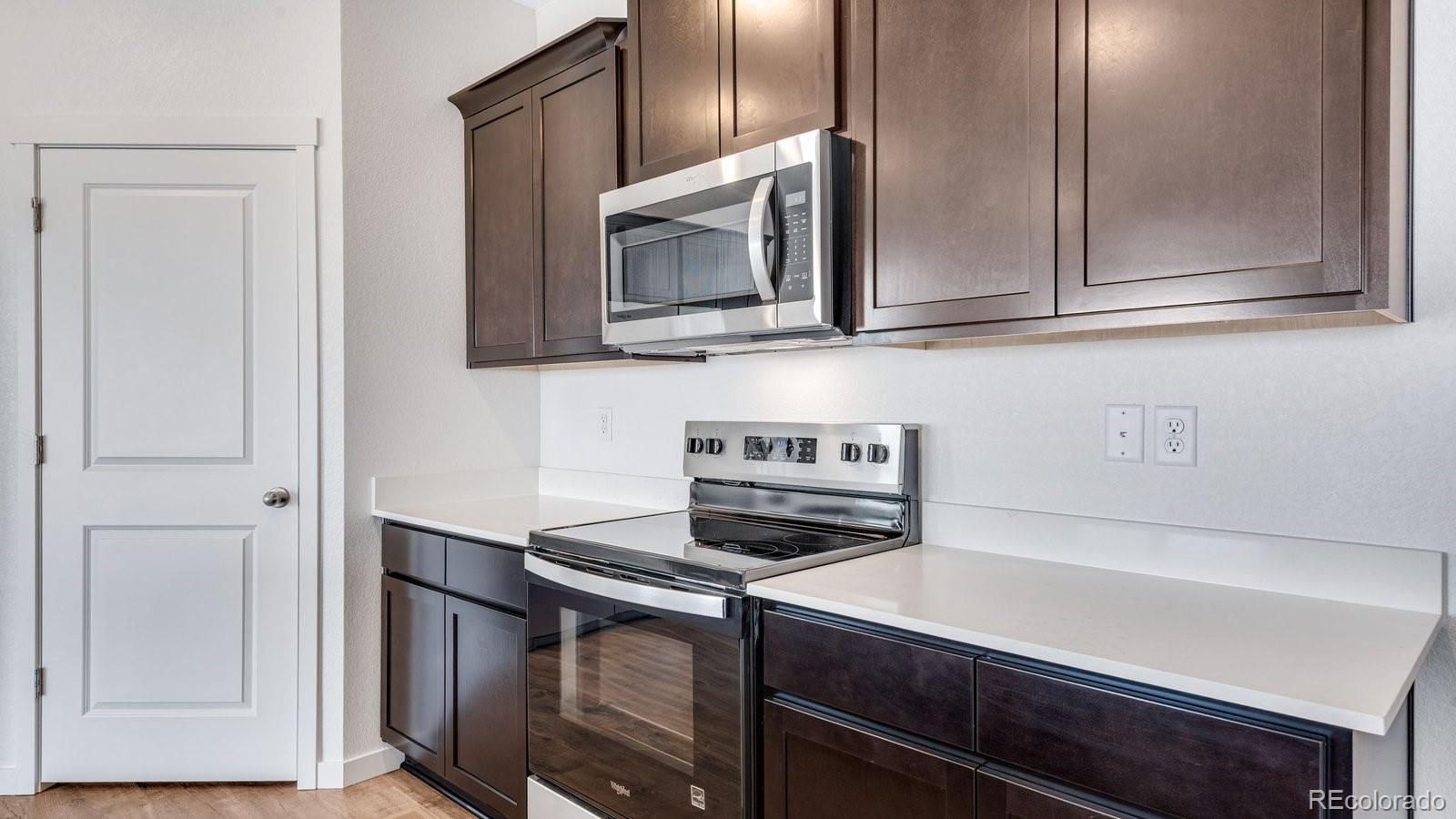 MLS Image #14 for 5625  gelbray place,windsor, Colorado