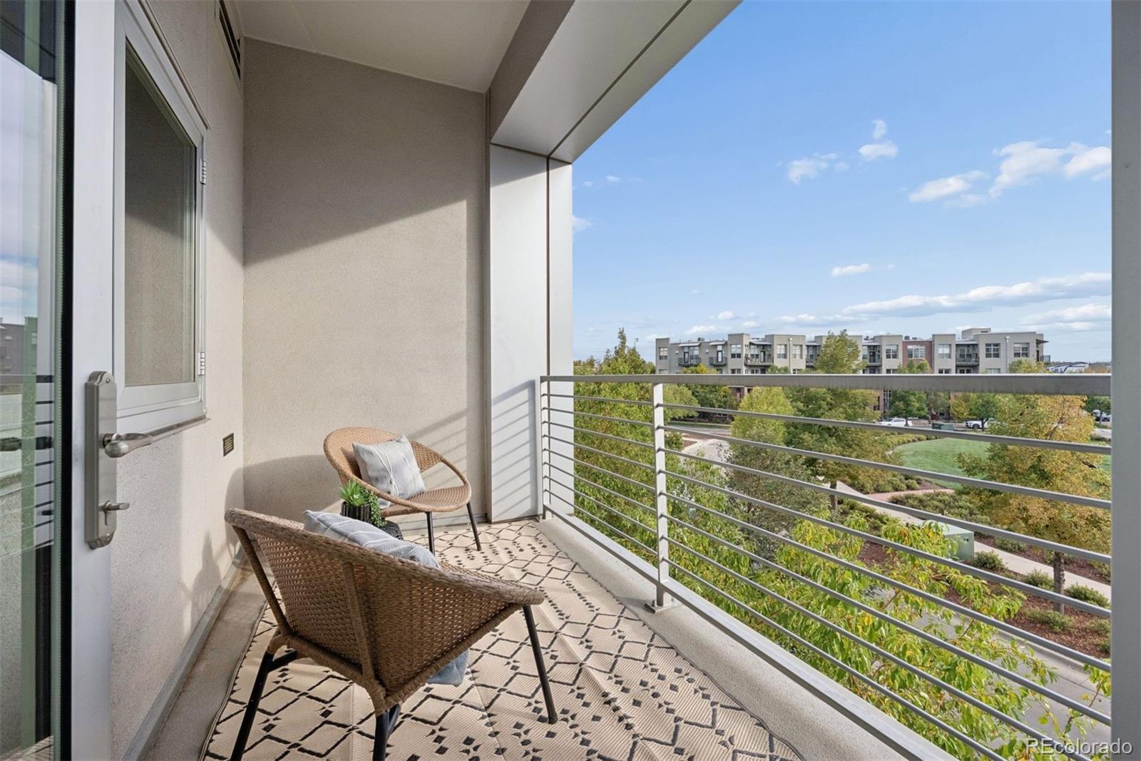 MLS Image #12 for 2958  syracuse street 315,denver, Colorado