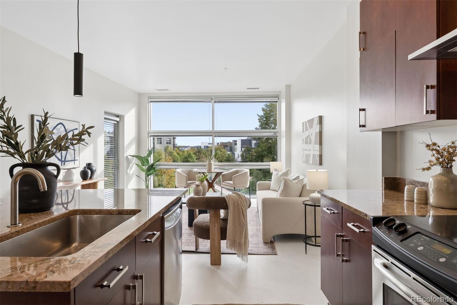 MLS Image #18 for 2958  syracuse street 315,denver, Colorado