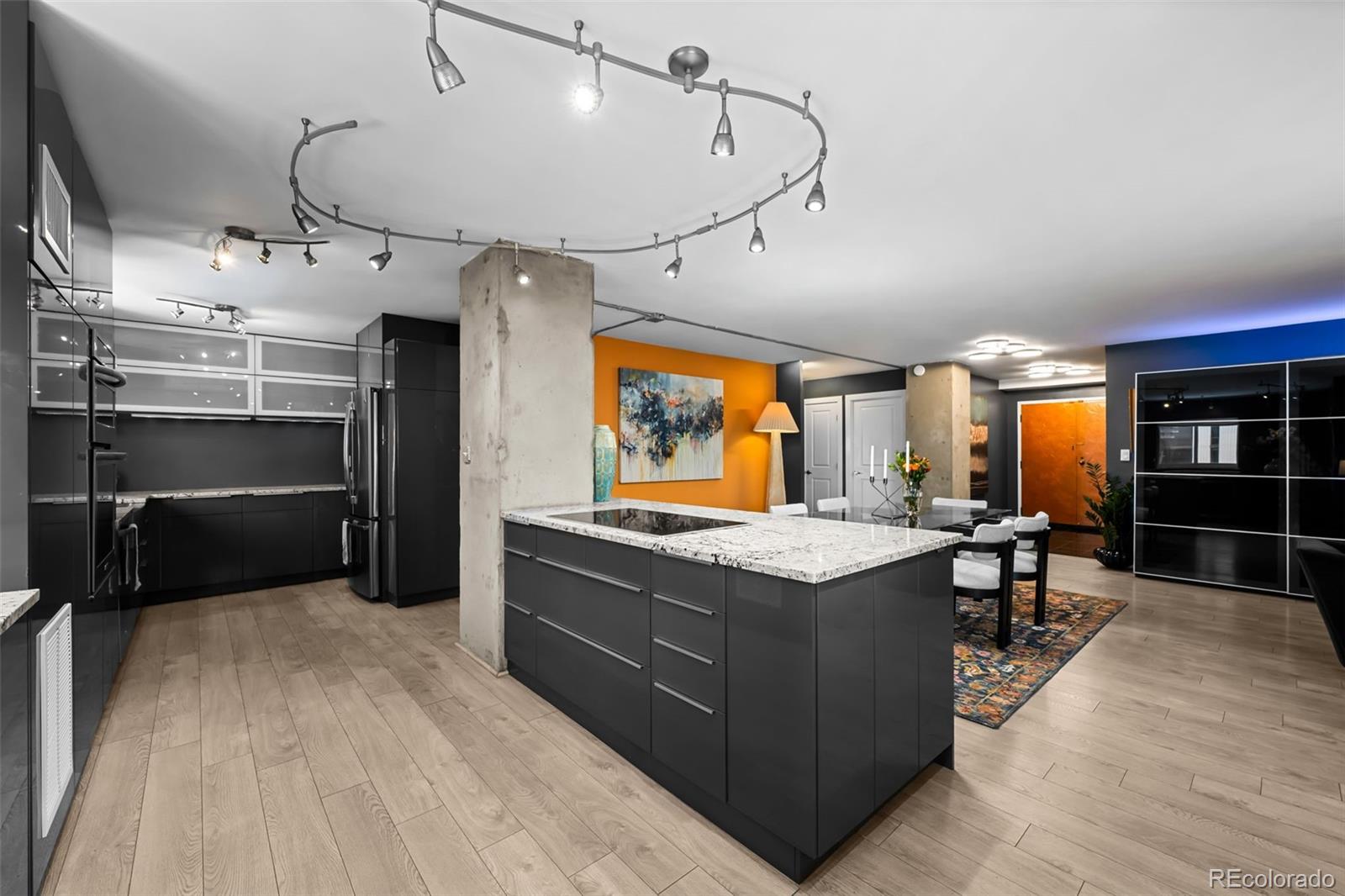 MLS Image #16 for 1551  larimer street,denver, Colorado