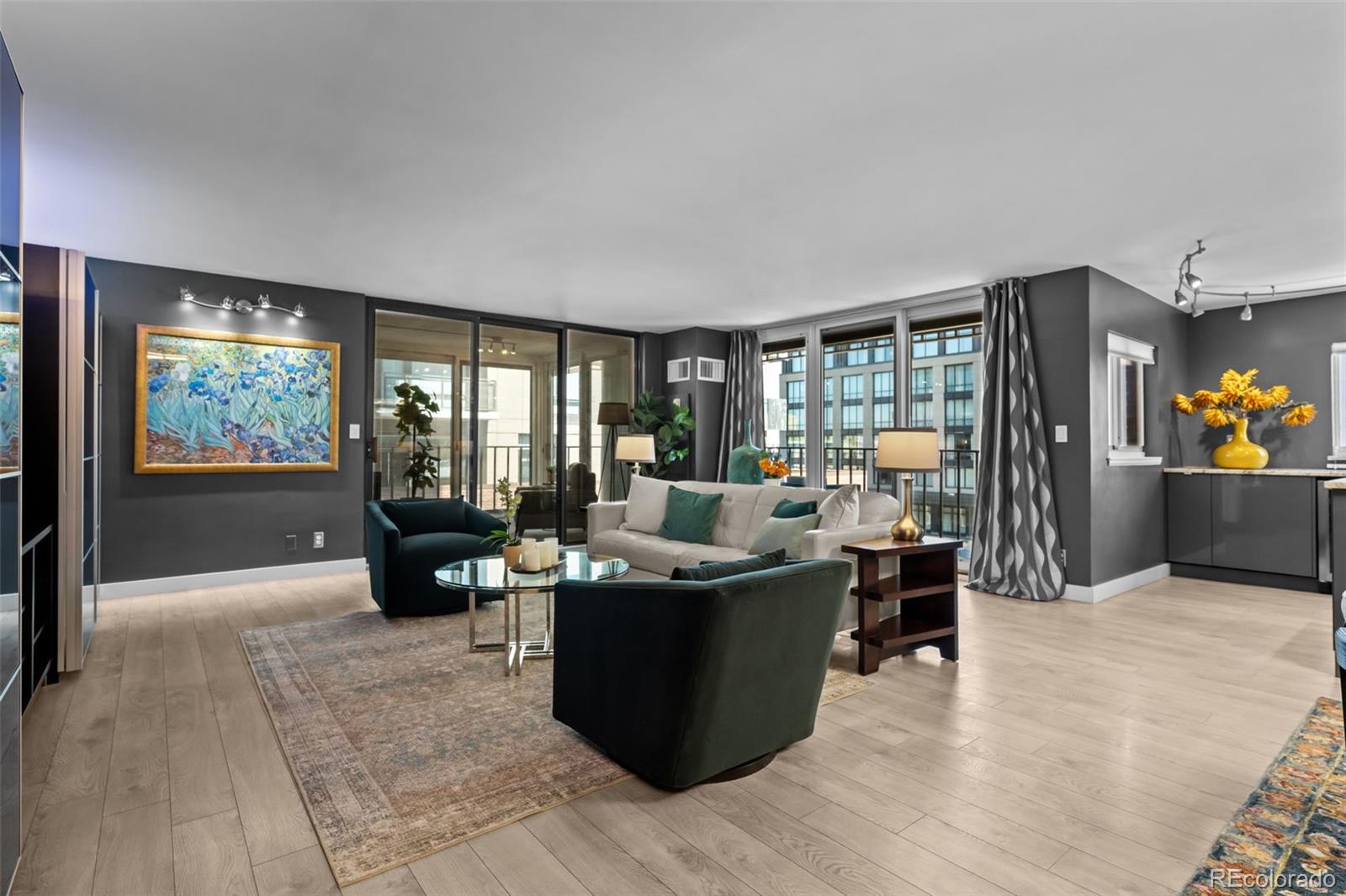 MLS Image #2 for 1551  larimer street,denver, Colorado