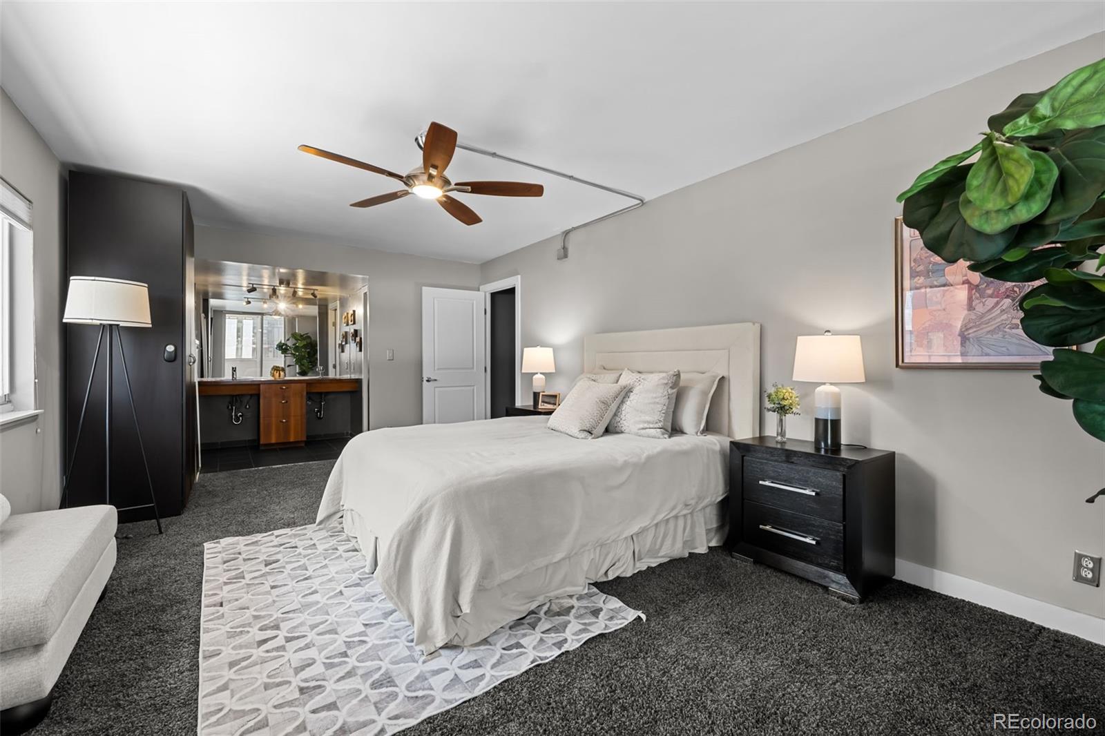 MLS Image #23 for 1551  larimer street,denver, Colorado