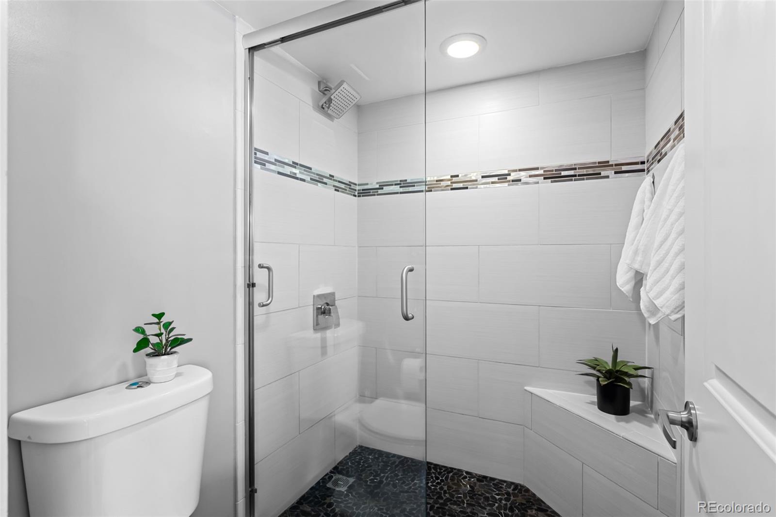 MLS Image #26 for 1551  larimer street,denver, Colorado