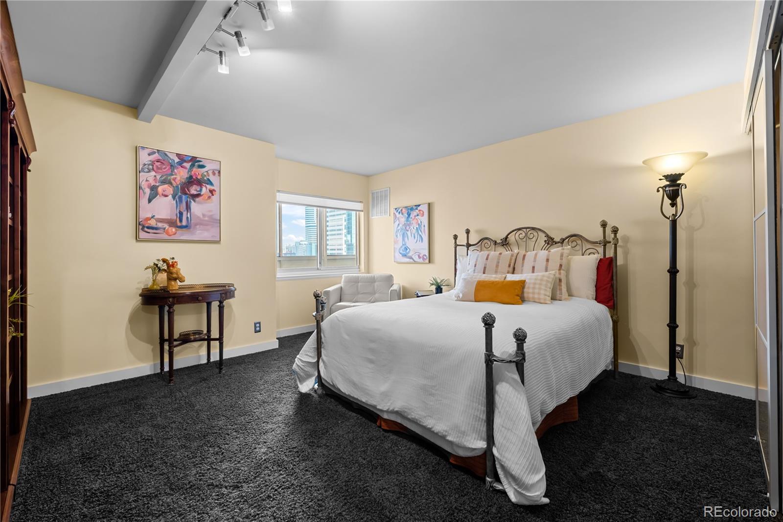 MLS Image #27 for 1551  larimer street,denver, Colorado
