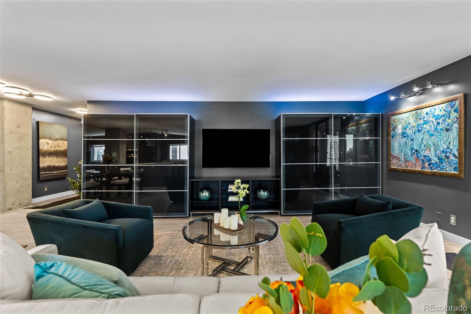 MLS Image #5 for 1551  larimer street,denver, Colorado