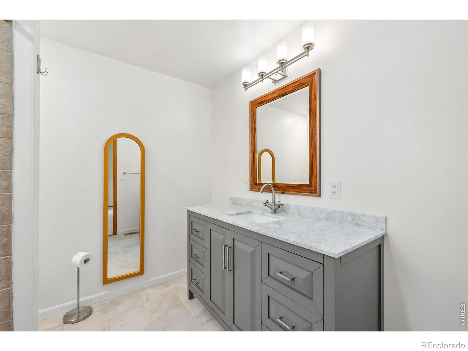 MLS Image #20 for 906  deer creek lane,fort collins, Colorado