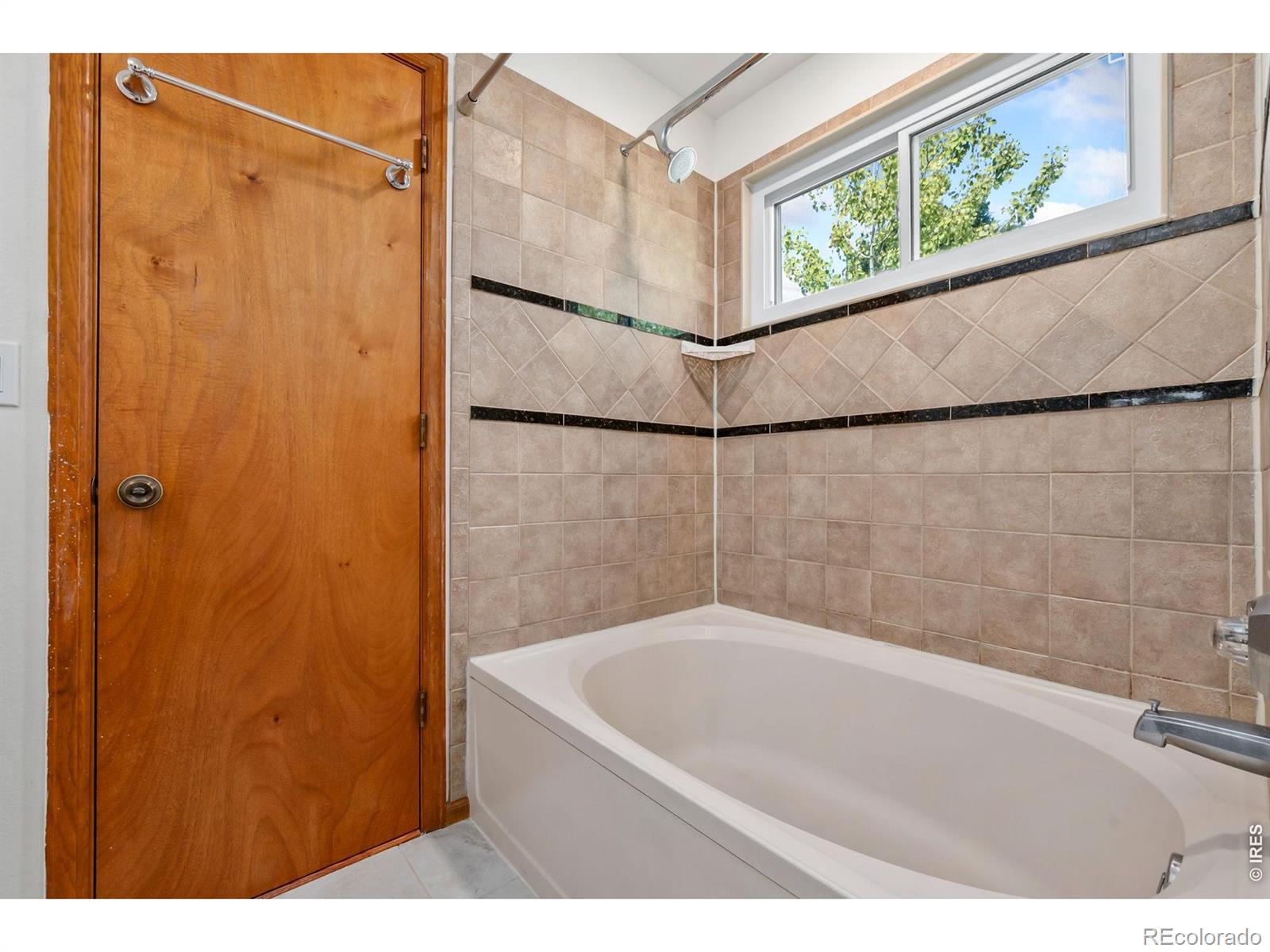 MLS Image #21 for 906  deer creek lane,fort collins, Colorado