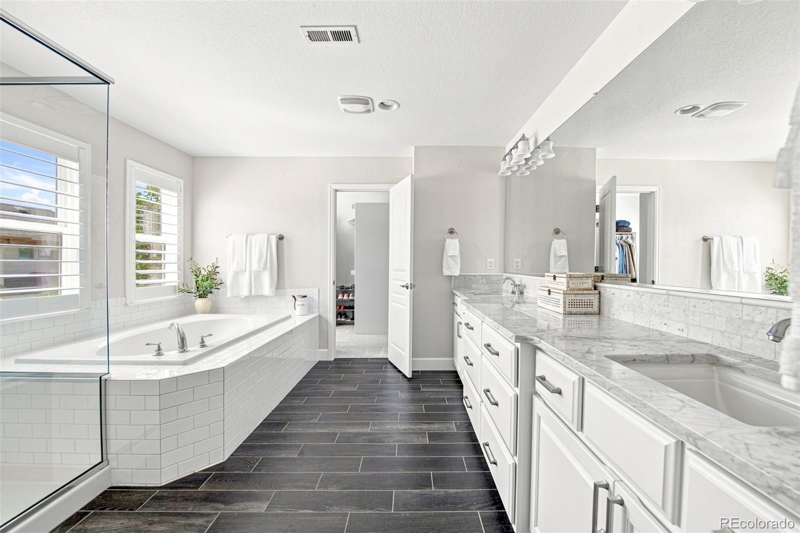MLS Image #20 for 8938  devinney court,arvada, Colorado
