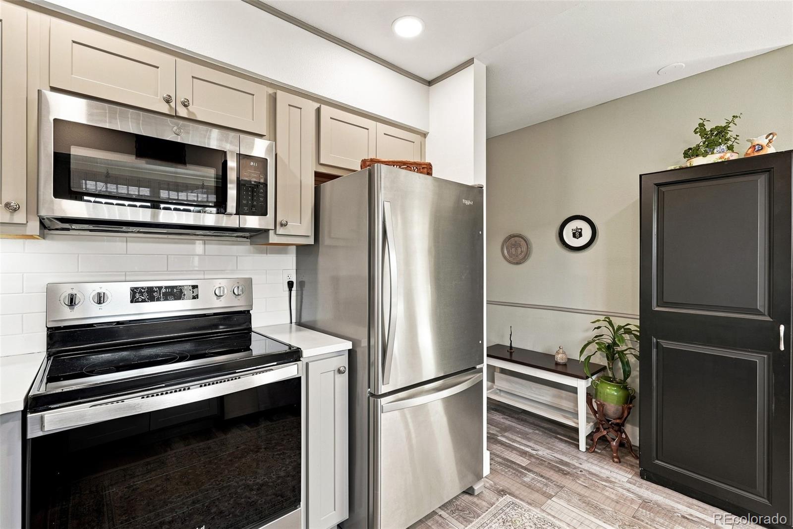 MLS Image #20 for 6495 e happy canyon road,denver, Colorado