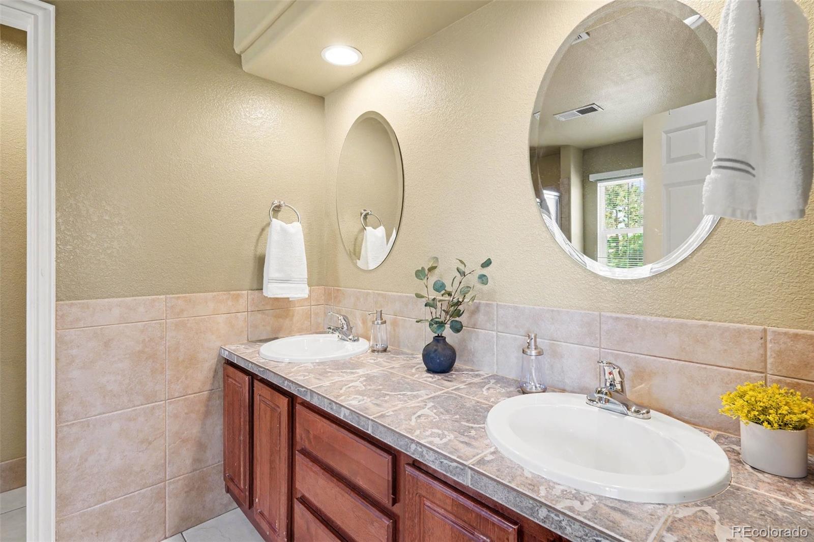 MLS Image #16 for 13933 e princeton place,aurora, Colorado