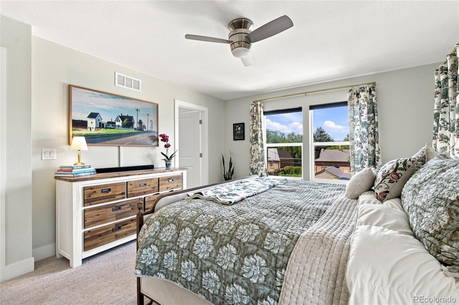 MLS Image #15 for 2655 n raleigh street,denver, Colorado