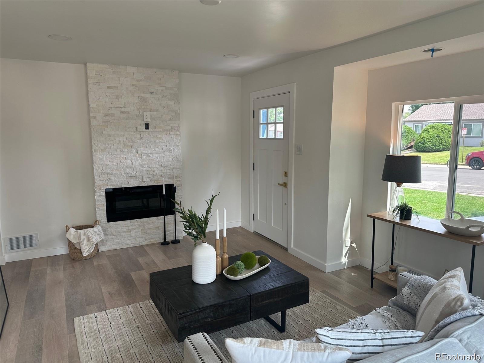 MLS Image #6 for 1395 w custer place,denver, Colorado