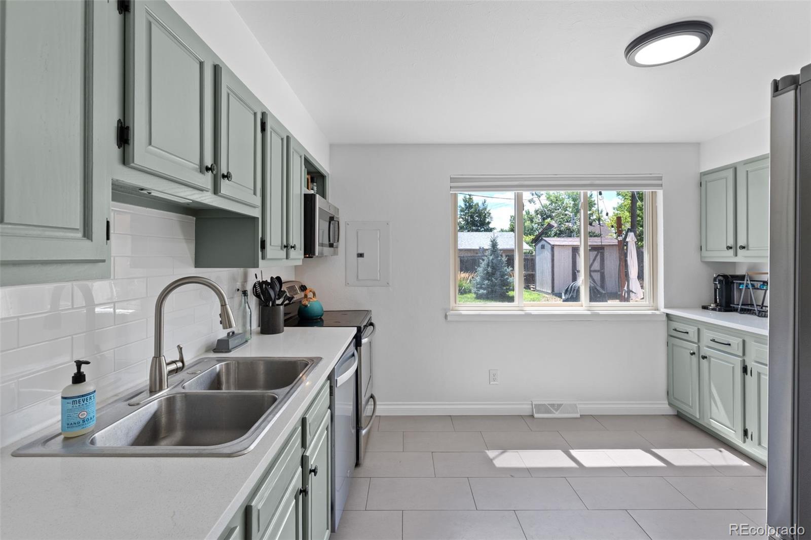 MLS Image #9 for 6518 w 70th place,arvada, Colorado