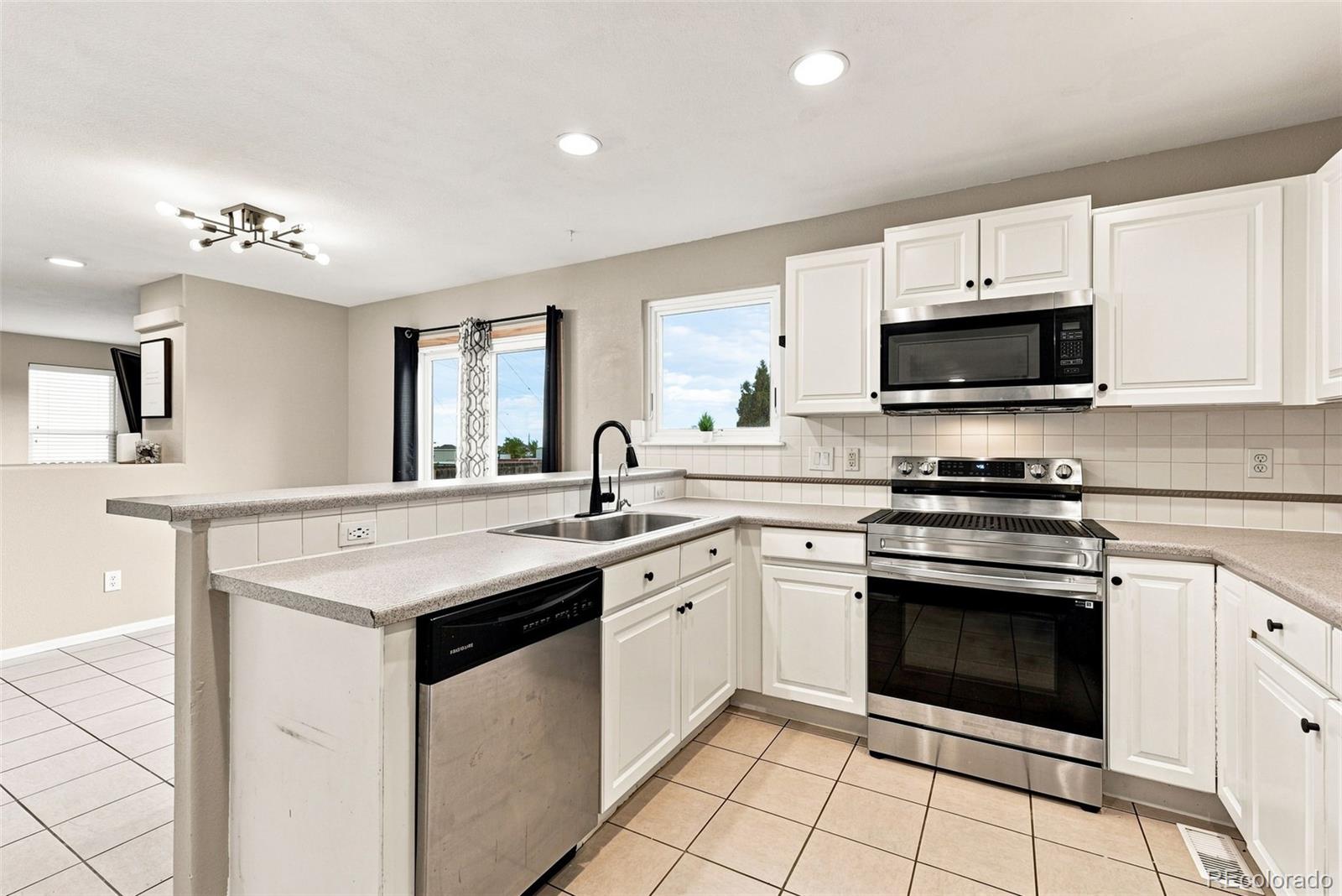 MLS Image #19 for 5916 s zante way,aurora, Colorado