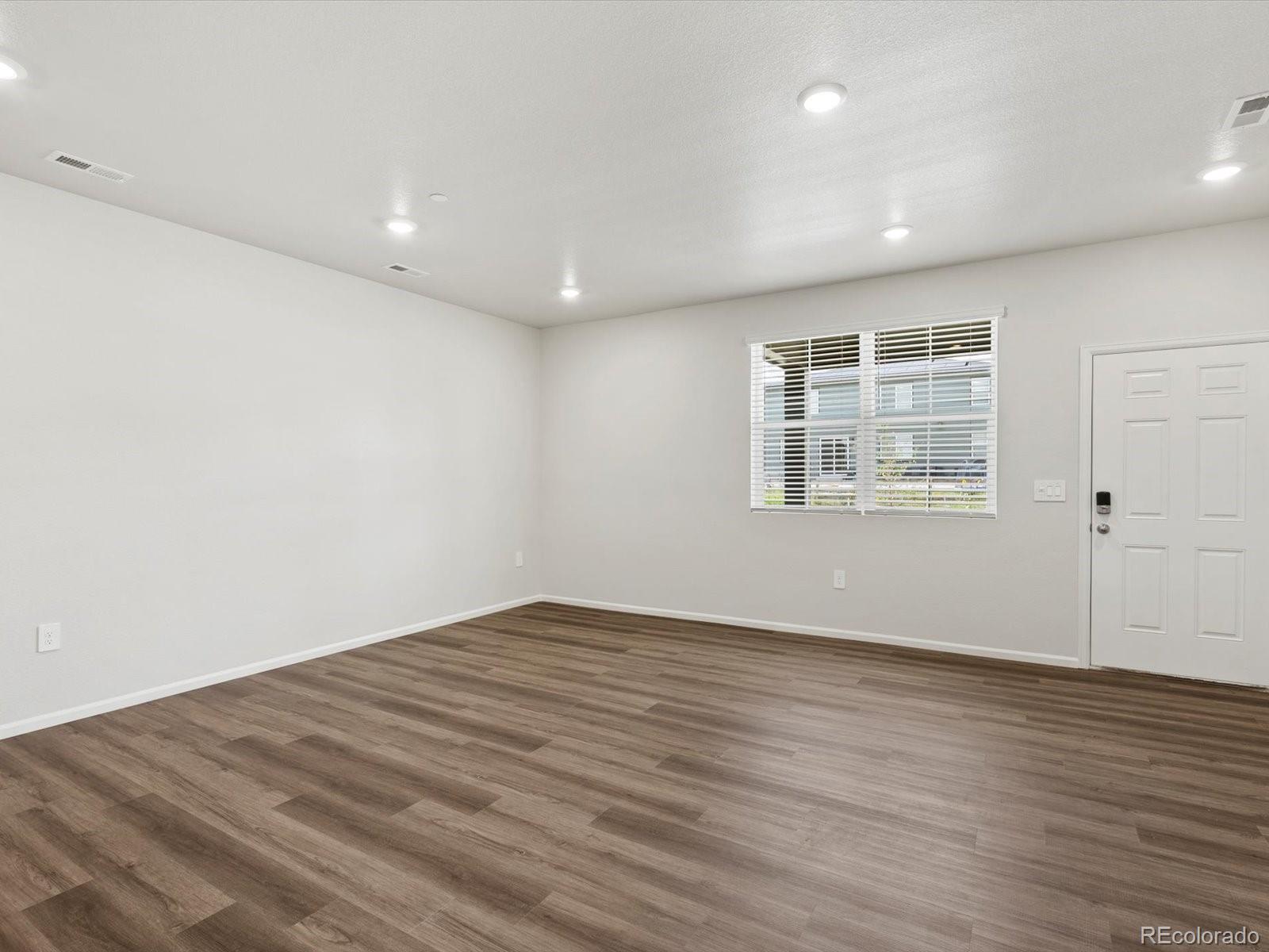 MLS Image #3 for 1600  riverplace drive,windsor, Colorado