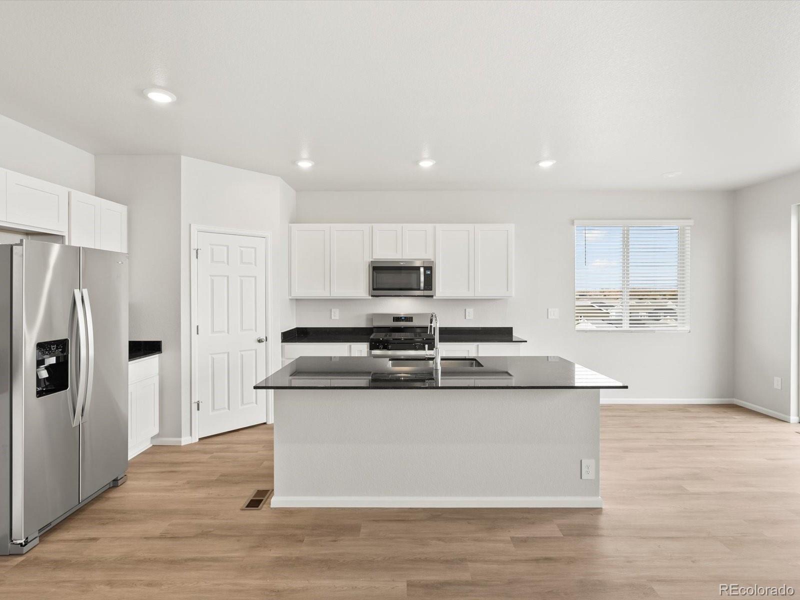 MLS Image #10 for 1242  spring creek drive,windsor, Colorado