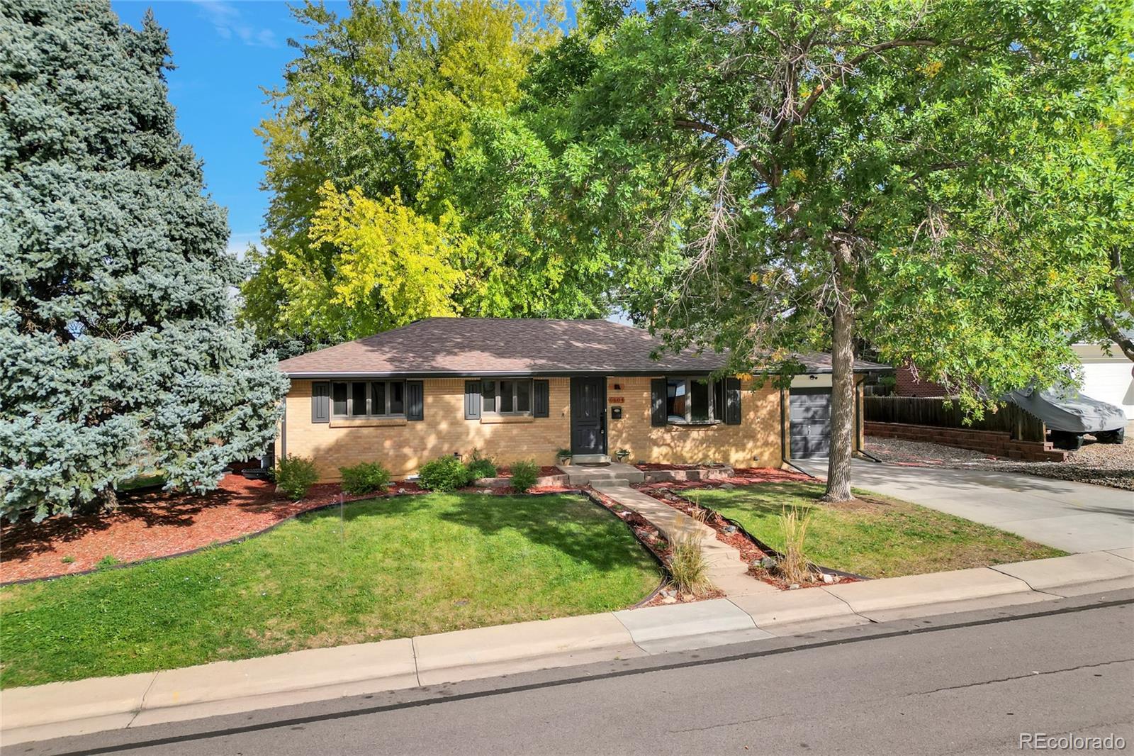 MLS Image #2 for 6604 s lee court,centennial, Colorado