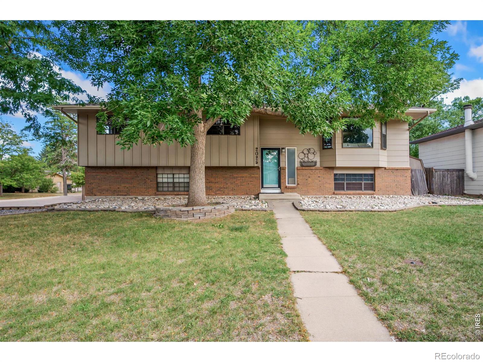 MLS Image #3 for 2025  sheffield court,fort collins, Colorado