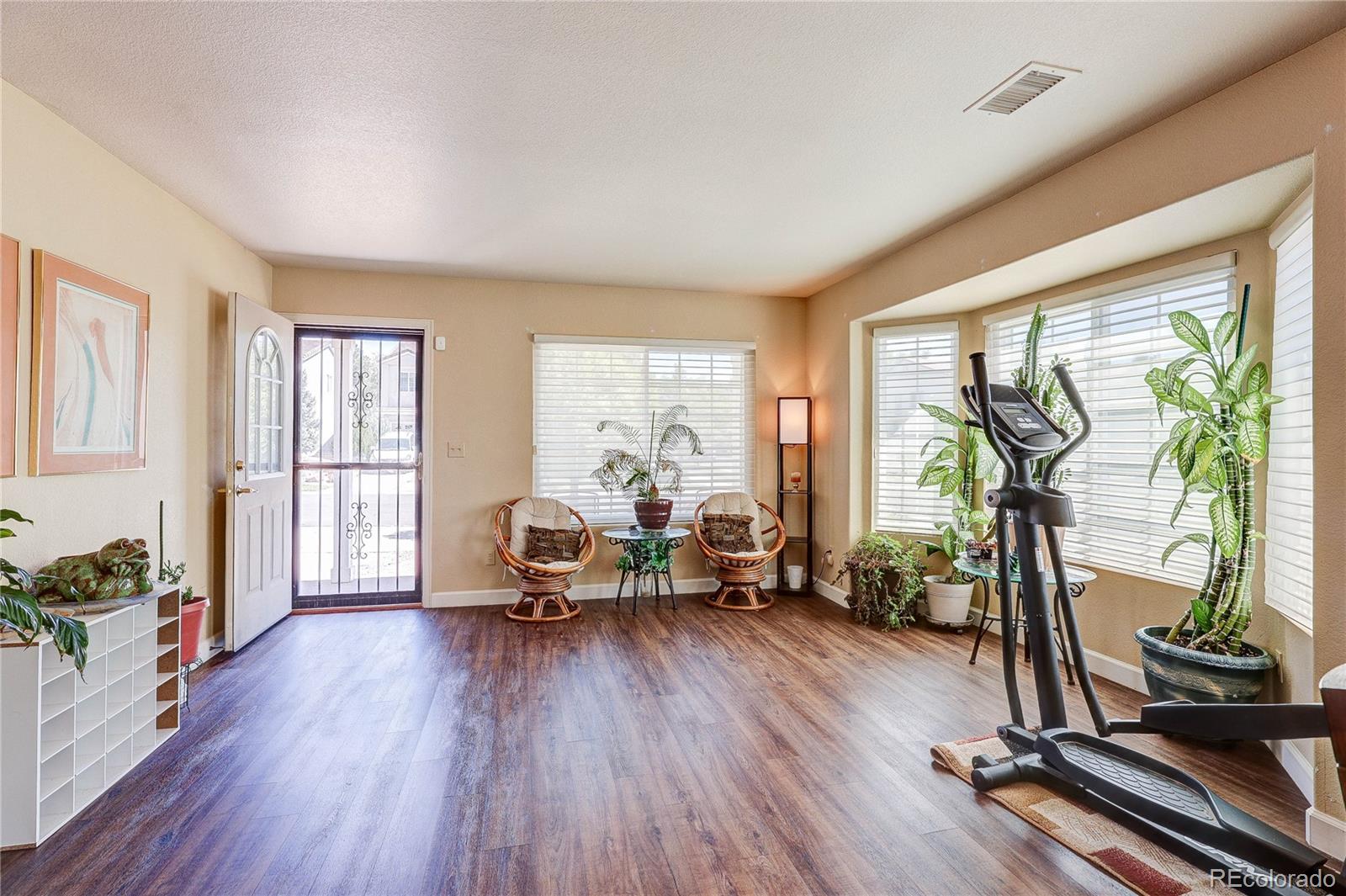 MLS Image #6 for 5101  perth street,denver, Colorado