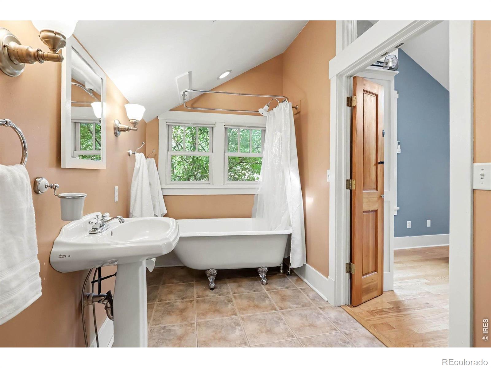 MLS Image #31 for 914 w oak street,fort collins, Colorado