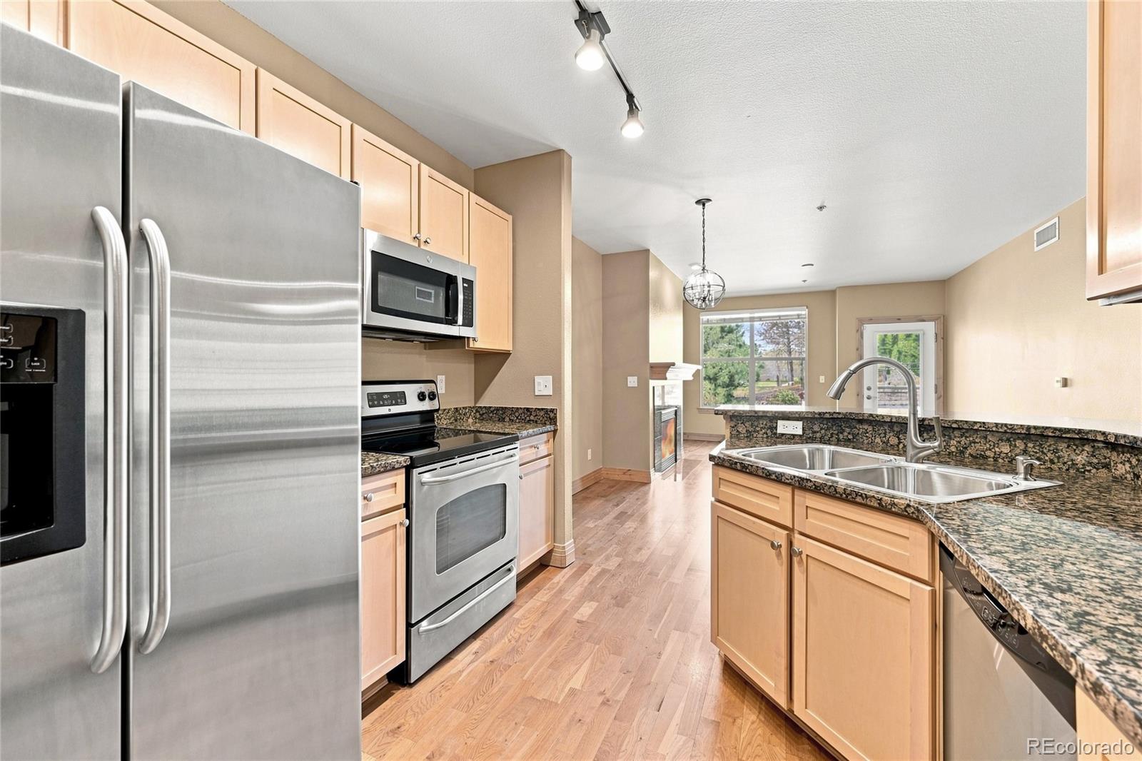 MLS Image #9 for 9079 e panorama circle 414,englewood, Colorado