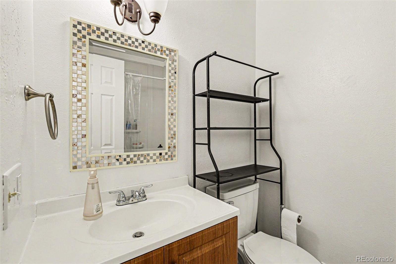 MLS Image #18 for 15743 e 13th place,aurora, Colorado