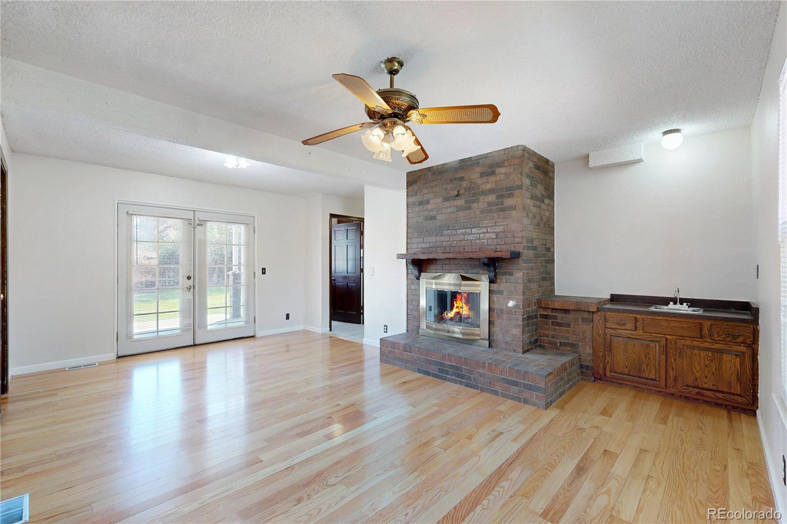 MLS Image #17 for 294 s troy circle,aurora, Colorado