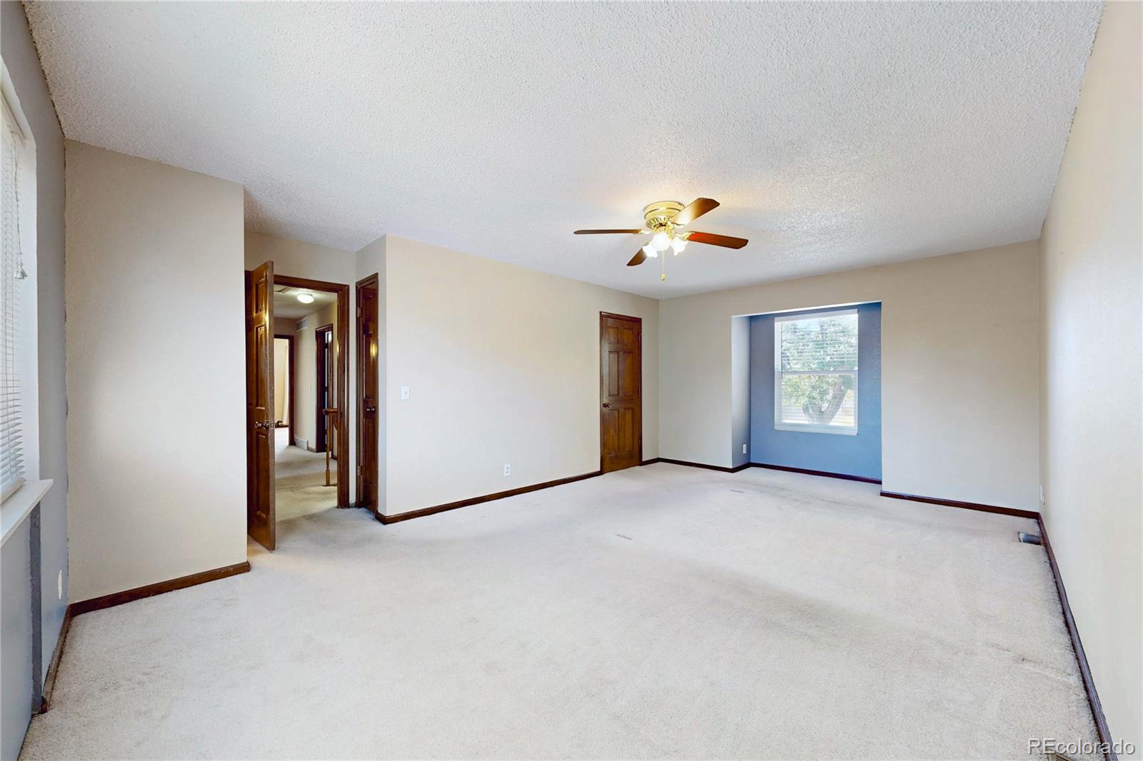 MLS Image #26 for 294 s troy circle,aurora, Colorado