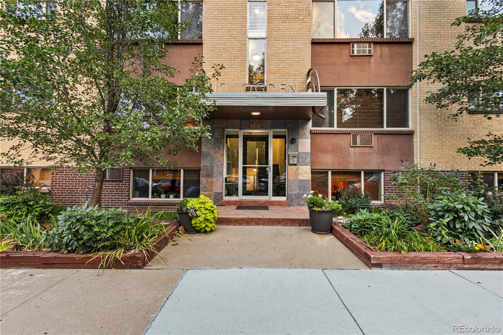 MLS Image #0 for 10 n ogden street,denver, Colorado