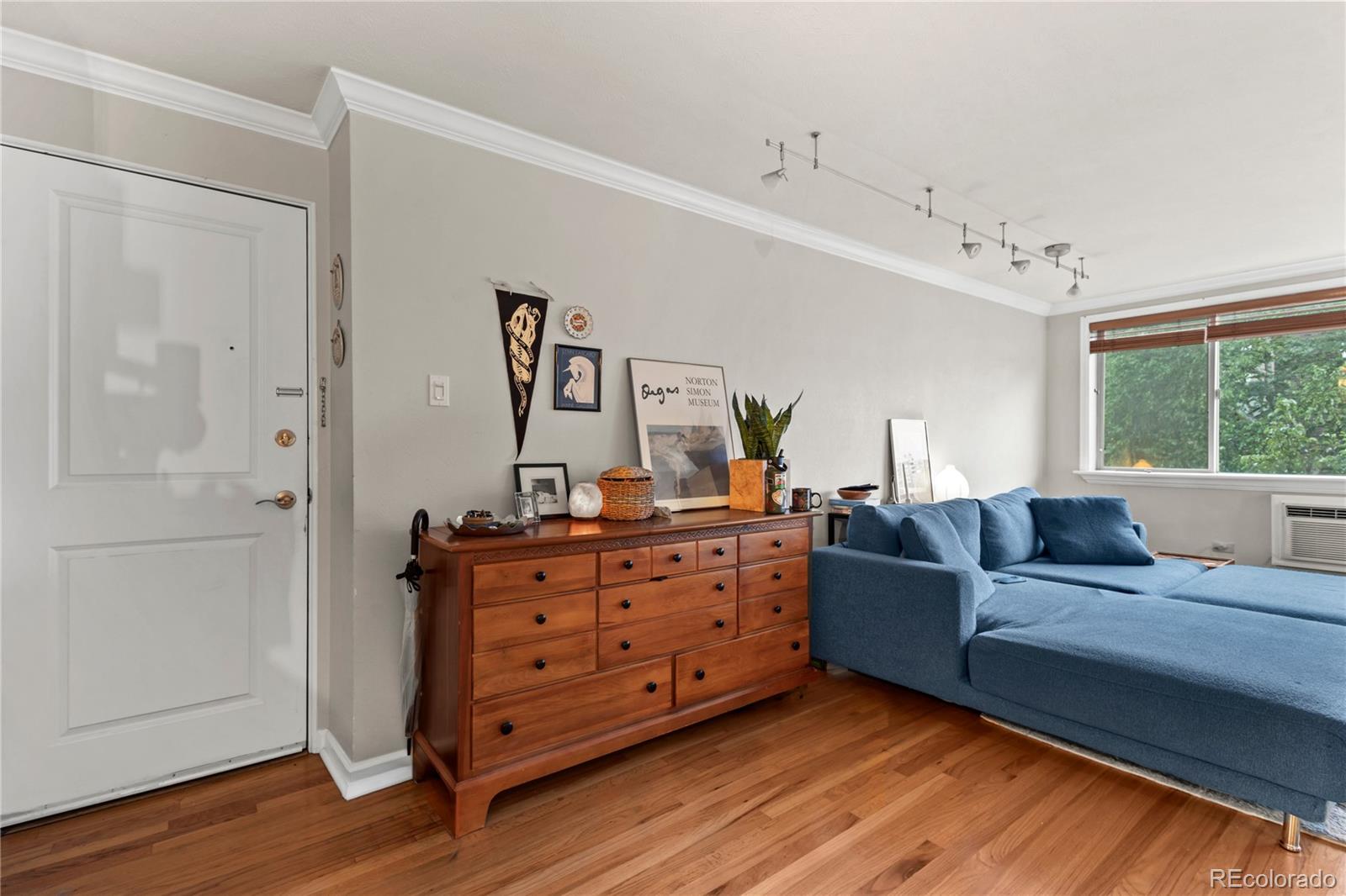 MLS Image #7 for 10 n ogden street,denver, Colorado