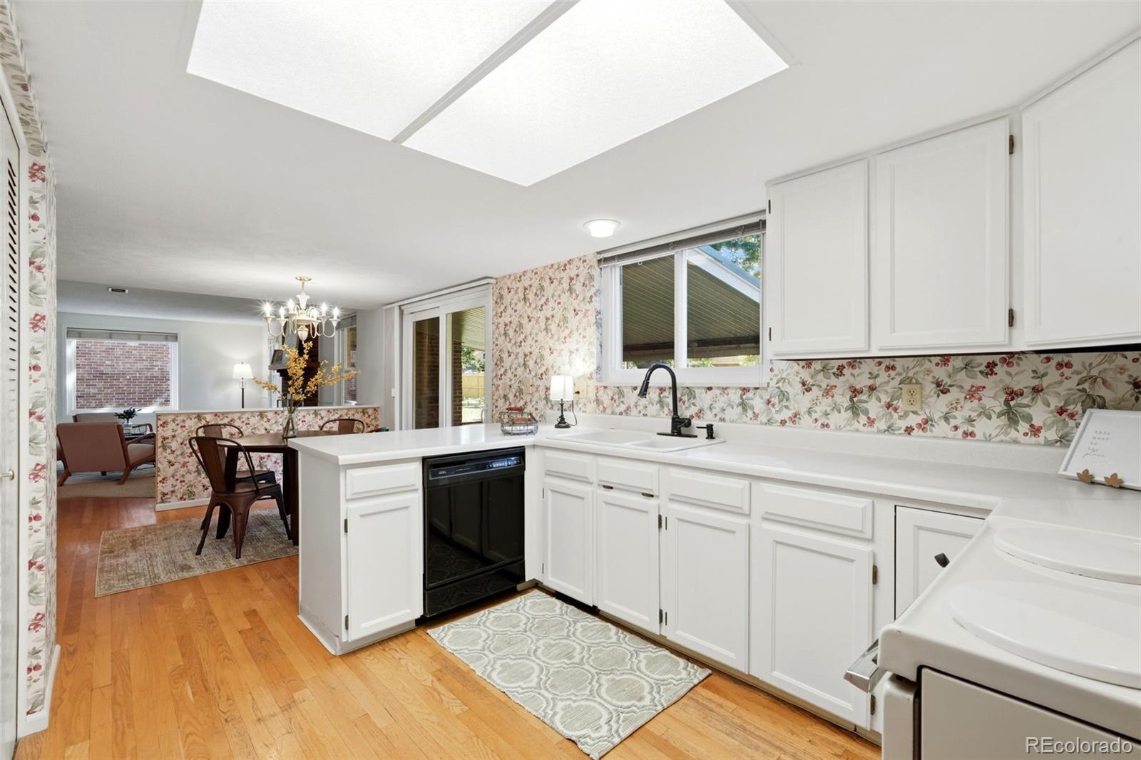 MLS Image #13 for 7543 s ogden way,centennial, Colorado