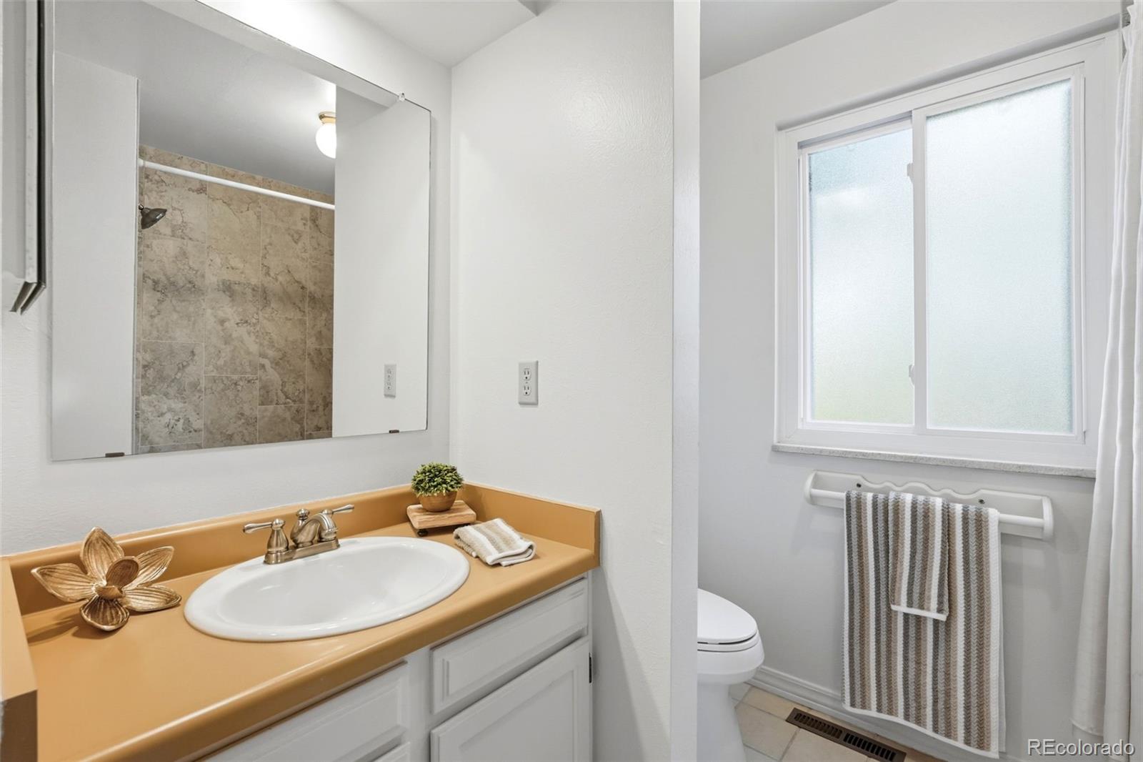 MLS Image #26 for 7543 s ogden way,centennial, Colorado