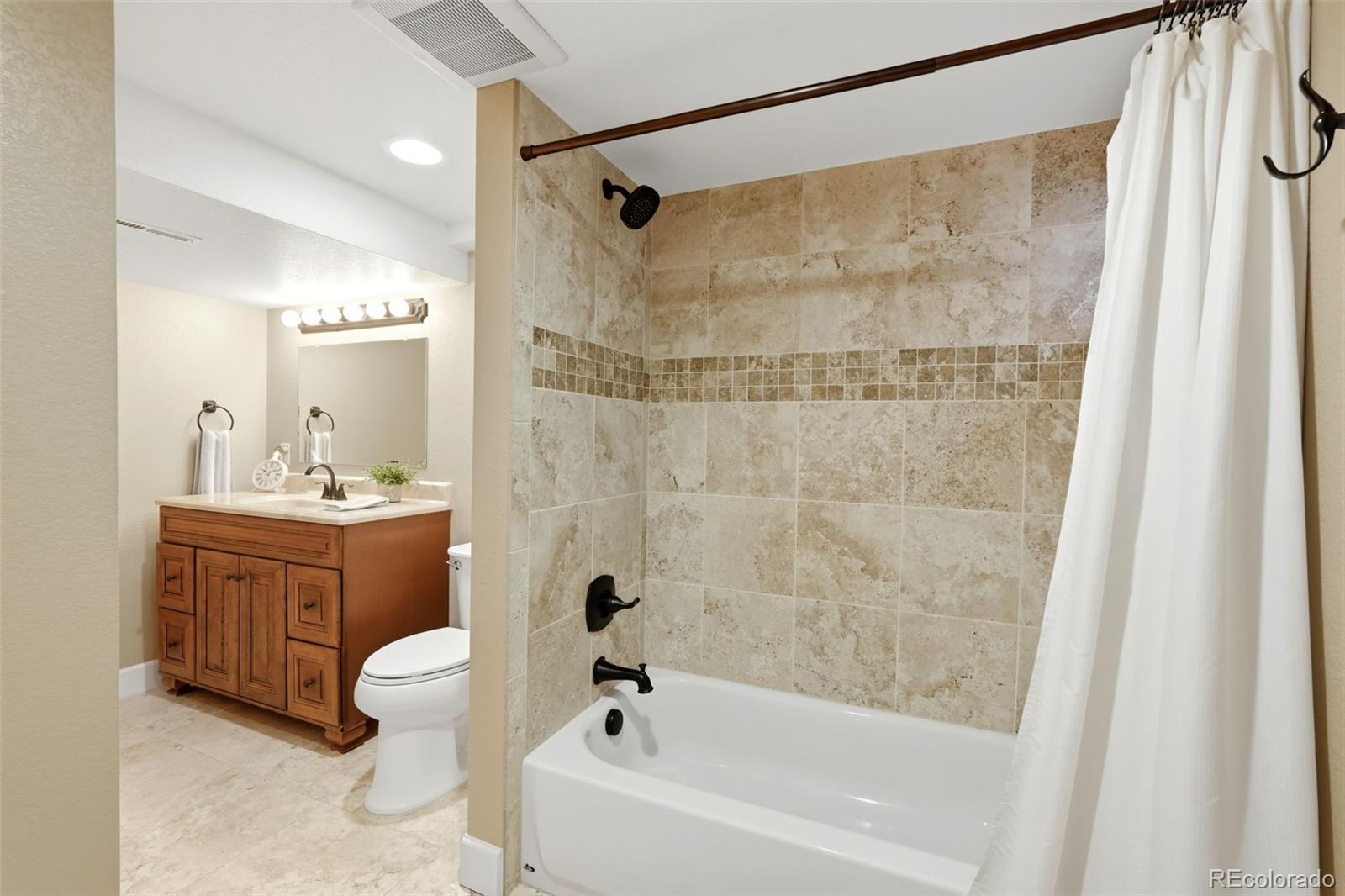 MLS Image #29 for 7543 s ogden way,centennial, Colorado