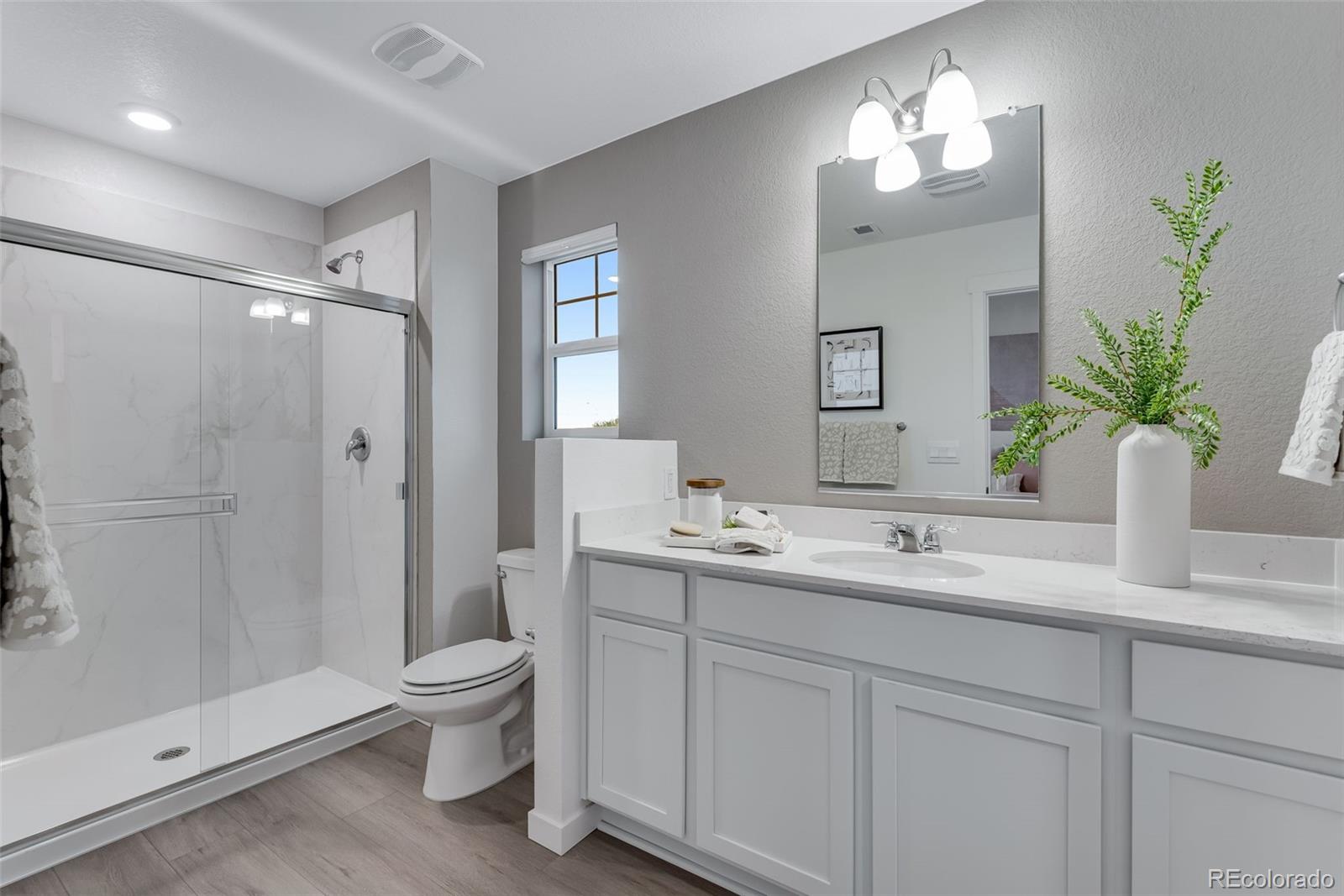 MLS Image #14 for 9845  bahama street,commerce city, Colorado