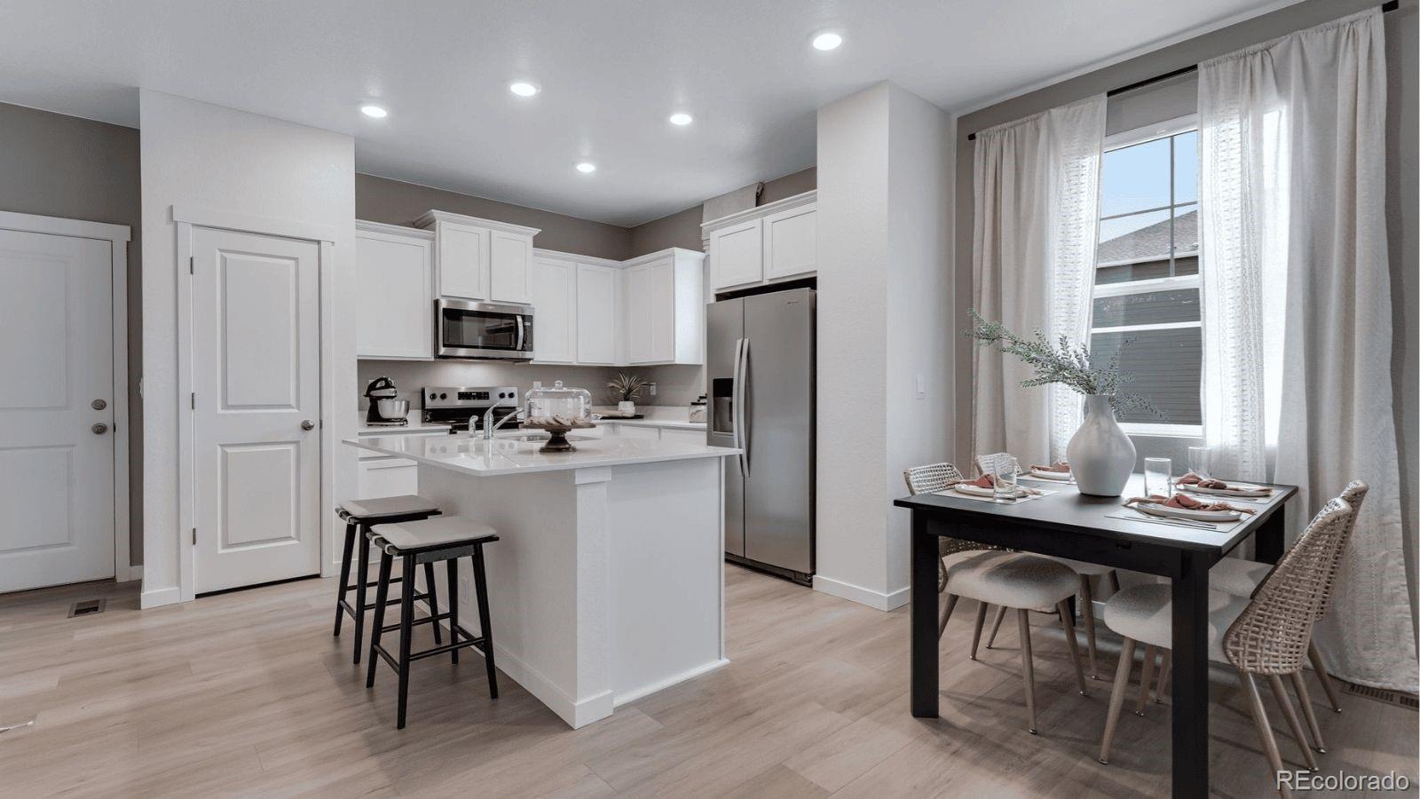 MLS Image #3 for 9845  bahama street,commerce city, Colorado