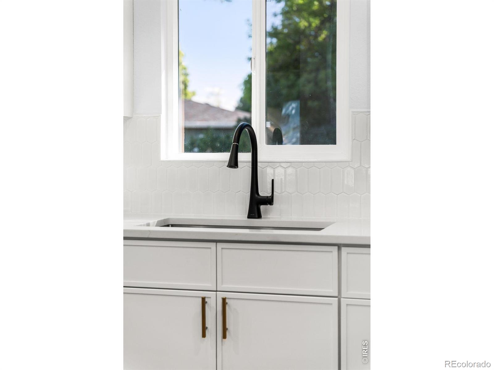 MLS Image #11 for 1958  28th avenue,greeley, Colorado