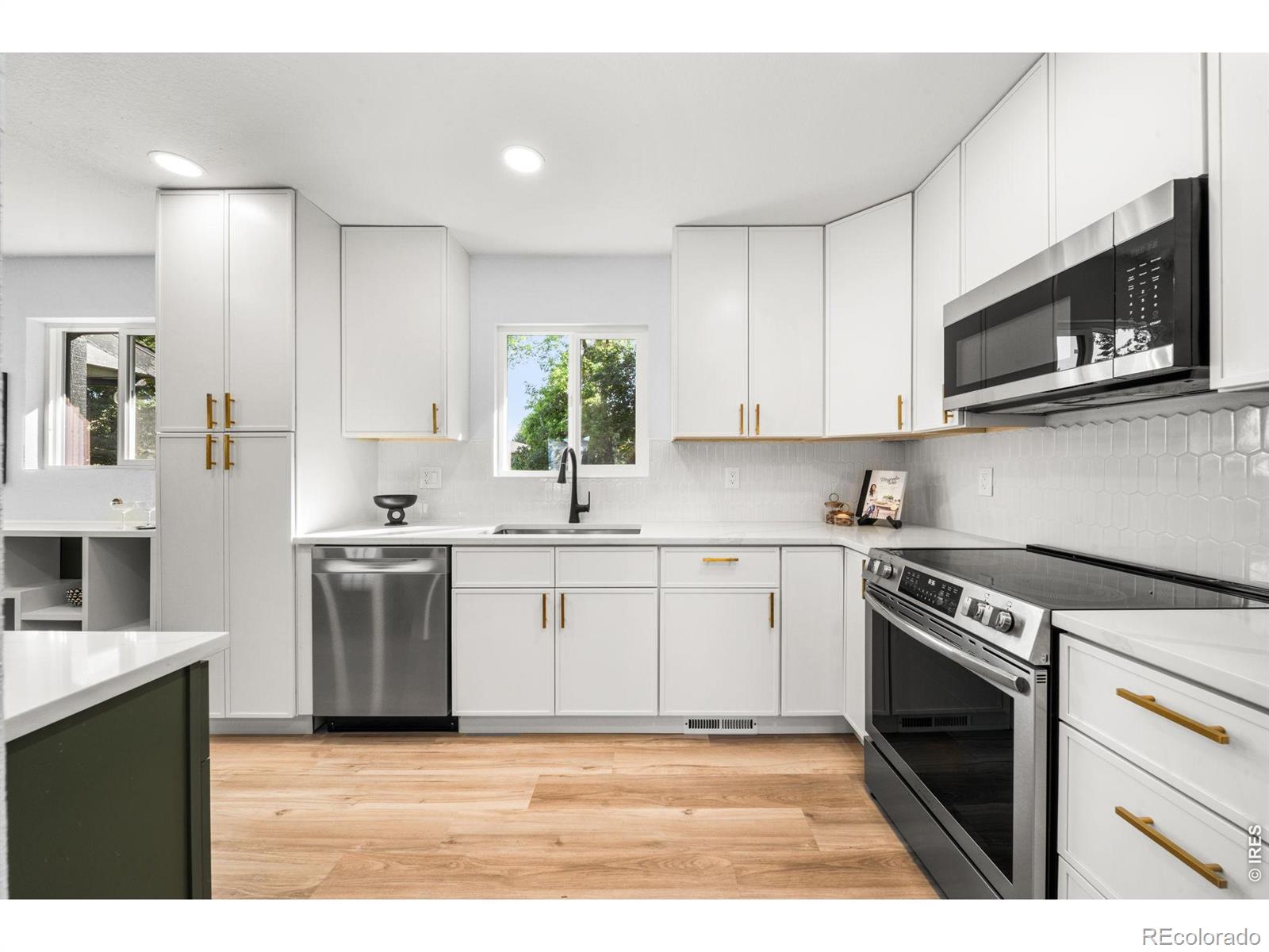 MLS Image #7 for 1958  28th avenue,greeley, Colorado
