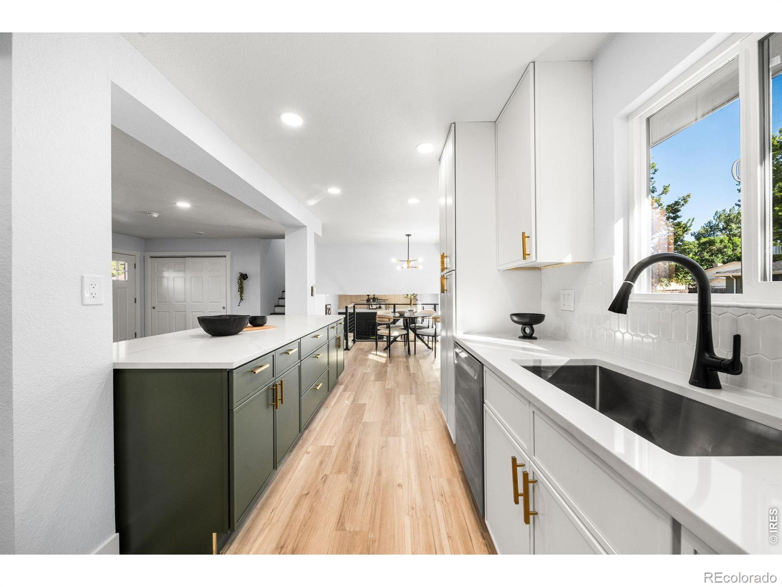 MLS Image #9 for 1958  28th avenue,greeley, Colorado