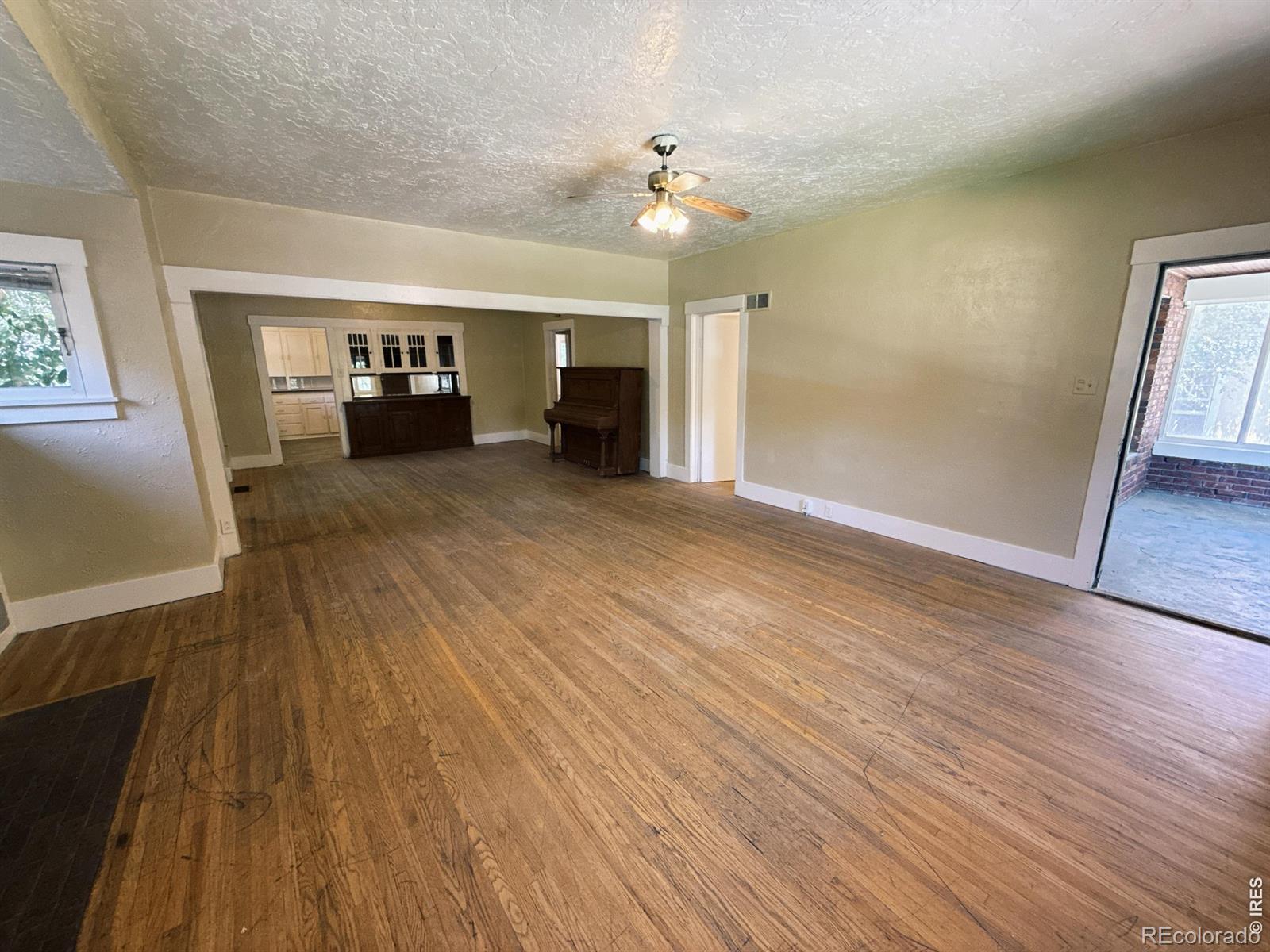 MLS Image #2 for 1851  11th avenue,greeley, Colorado