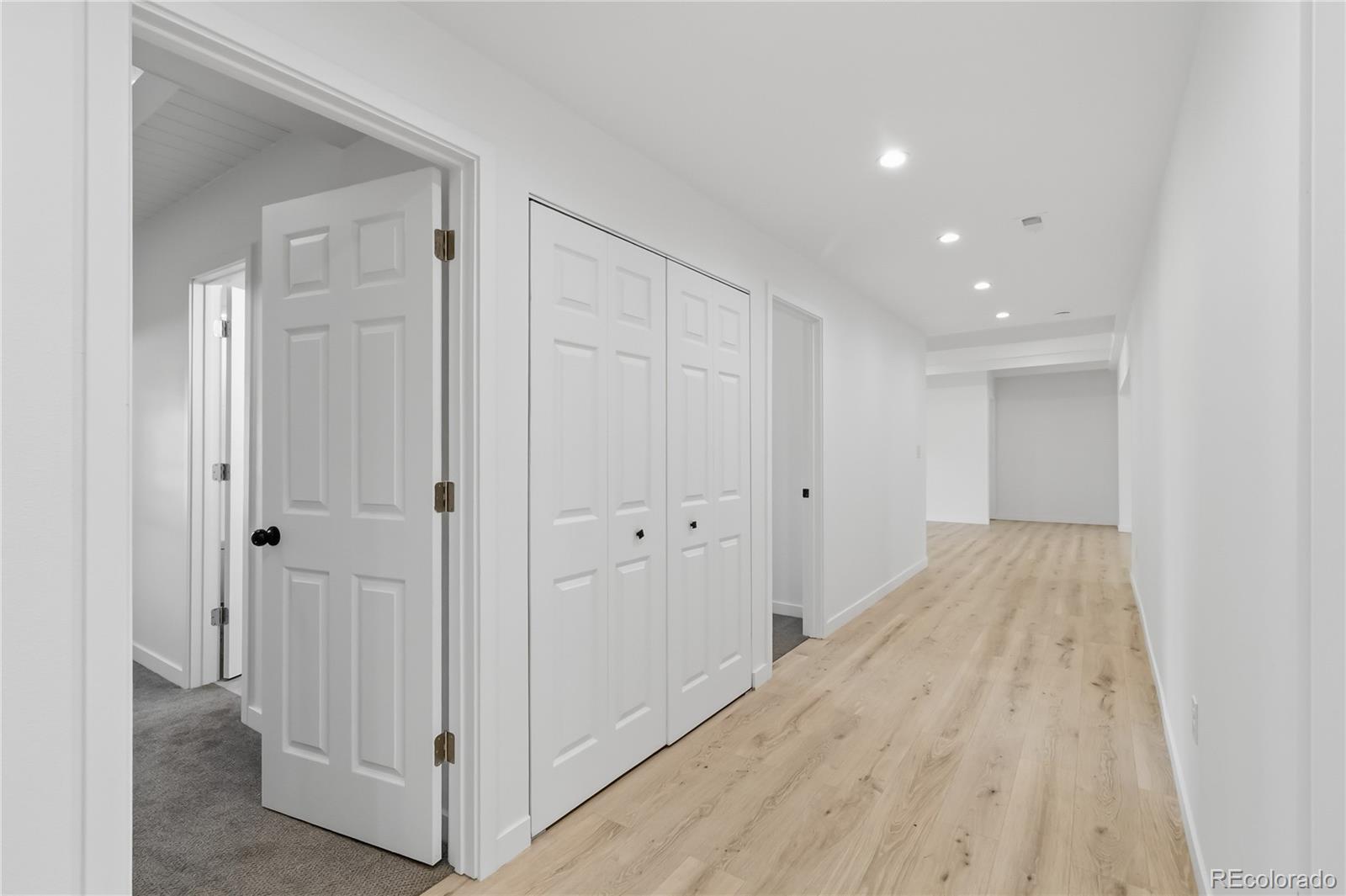 MLS Image #27 for 1235 s irving street,denver, Colorado