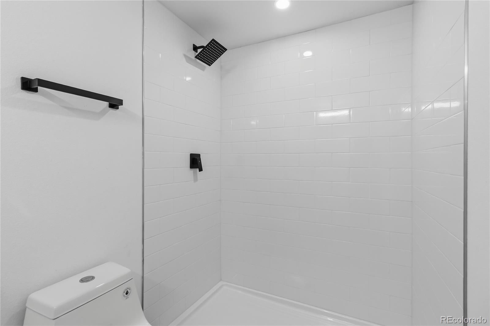 MLS Image #30 for 1235 s irving street,denver, Colorado