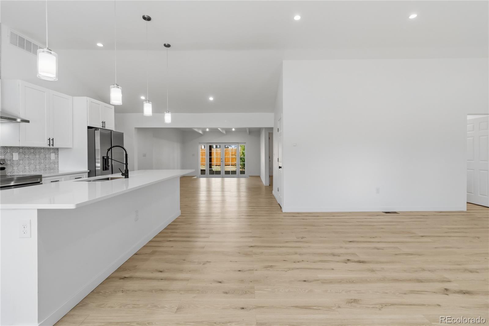 MLS Image #5 for 1235 s irving street,denver, Colorado