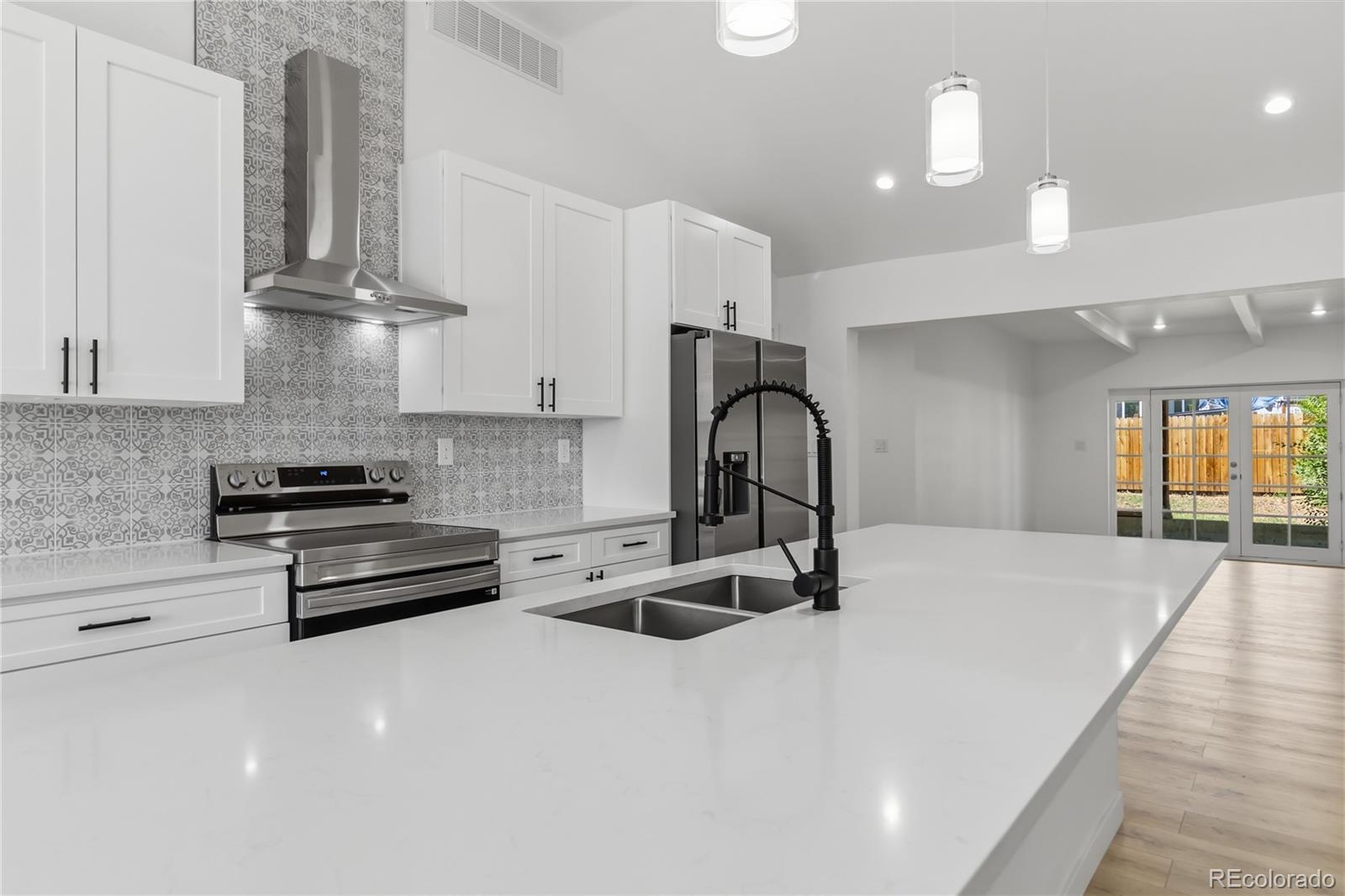 MLS Image #8 for 1235 s irving street,denver, Colorado