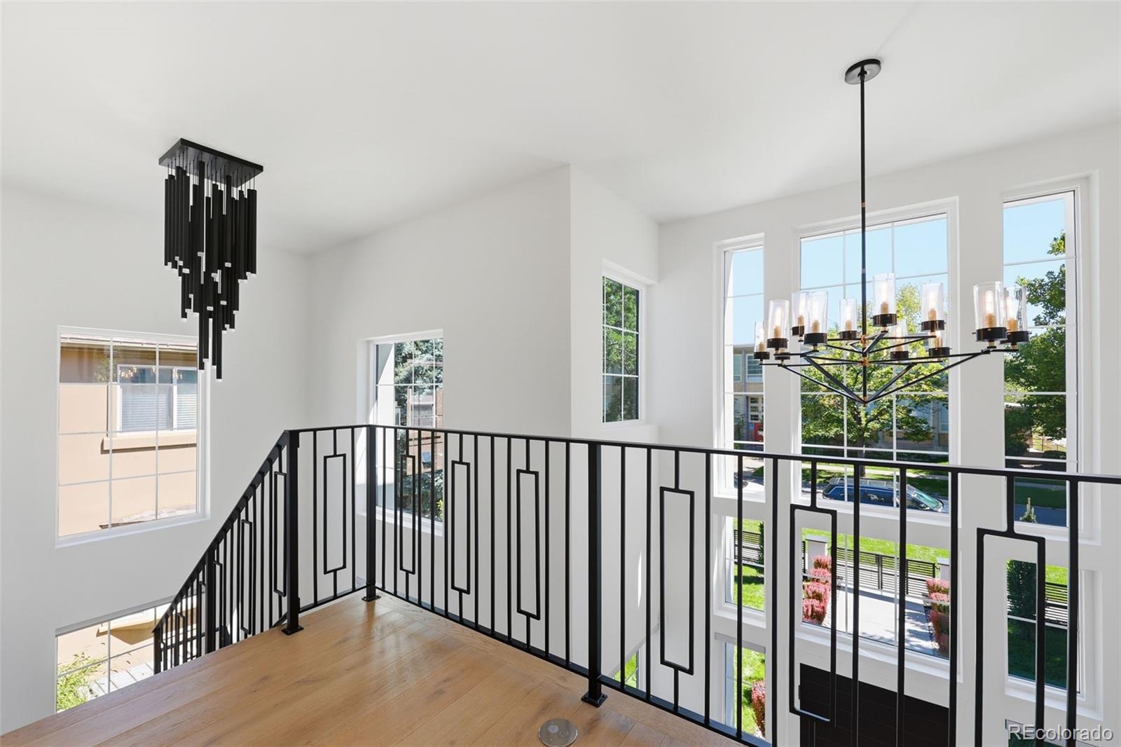 MLS Image #18 for 2339 s saint paul street,denver, Colorado