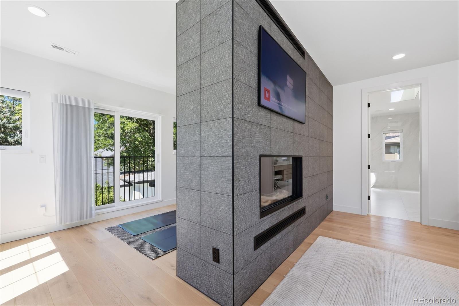 MLS Image #21 for 2339 s saint paul street,denver, Colorado