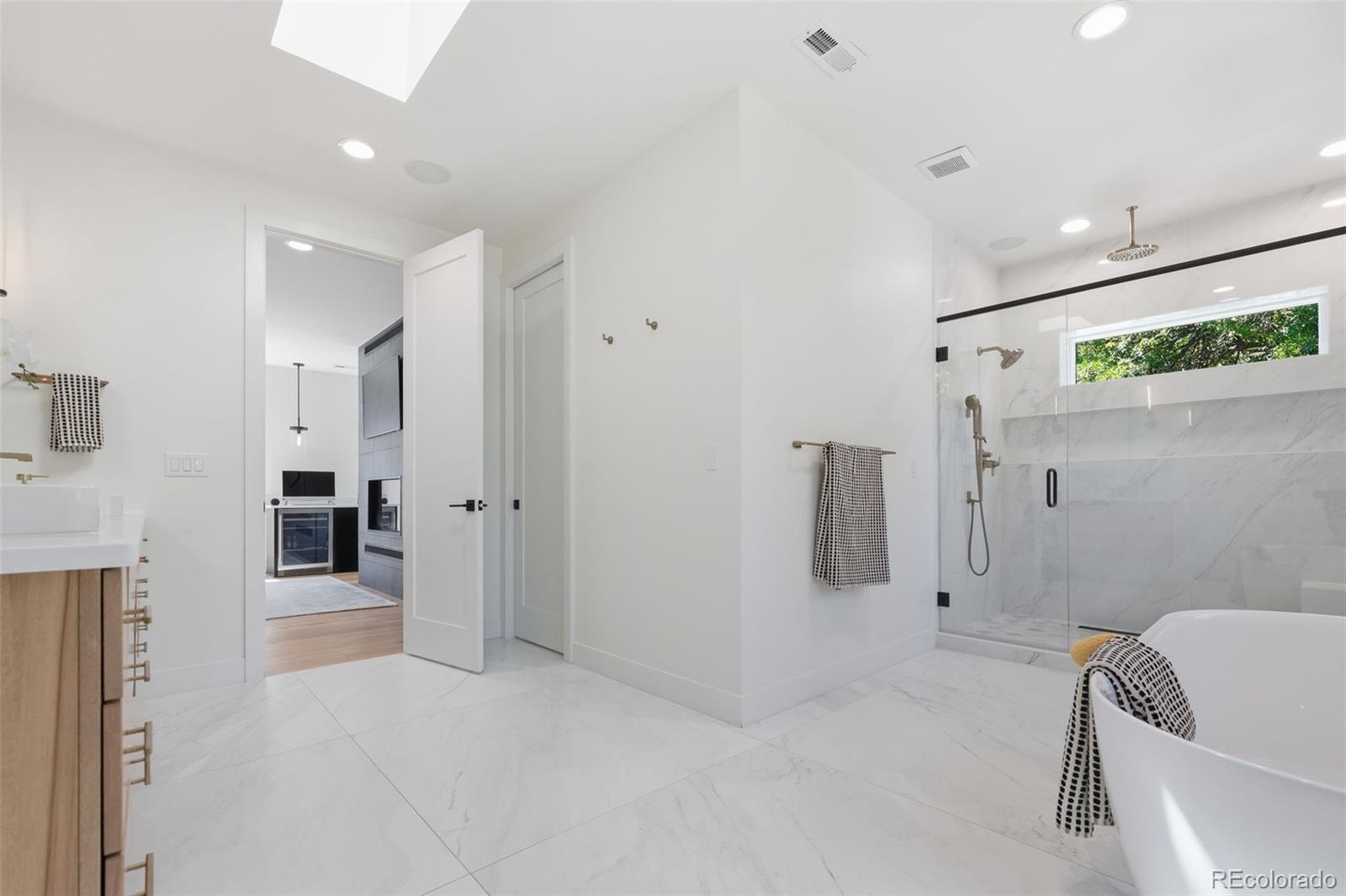 MLS Image #26 for 2339 s saint paul street,denver, Colorado