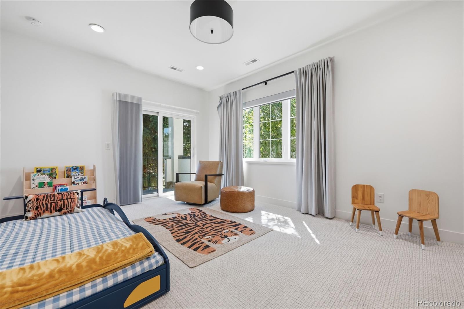 MLS Image #33 for 2339 s saint paul street,denver, Colorado