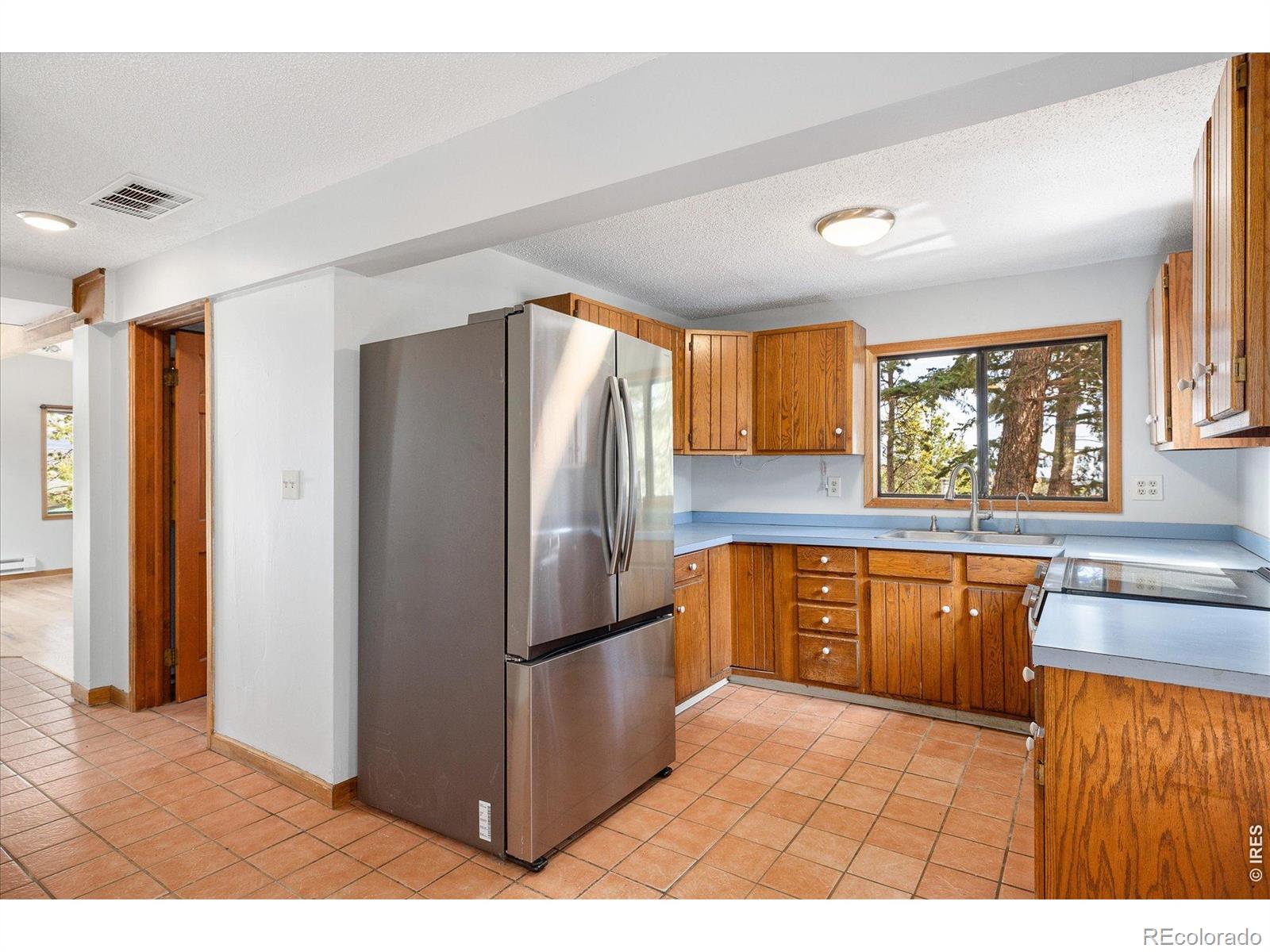 MLS Image #10 for 213  signal rock road,golden, Colorado