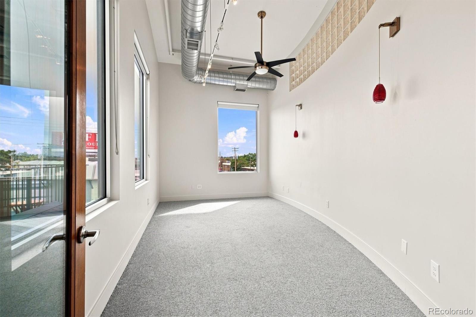 MLS Image #10 for 209  kalamath street,denver, Colorado